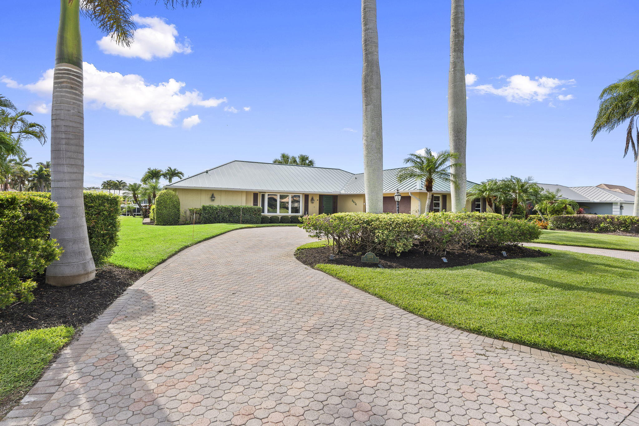 YACHT & COUNTRY CLUB OF STUART - Residential