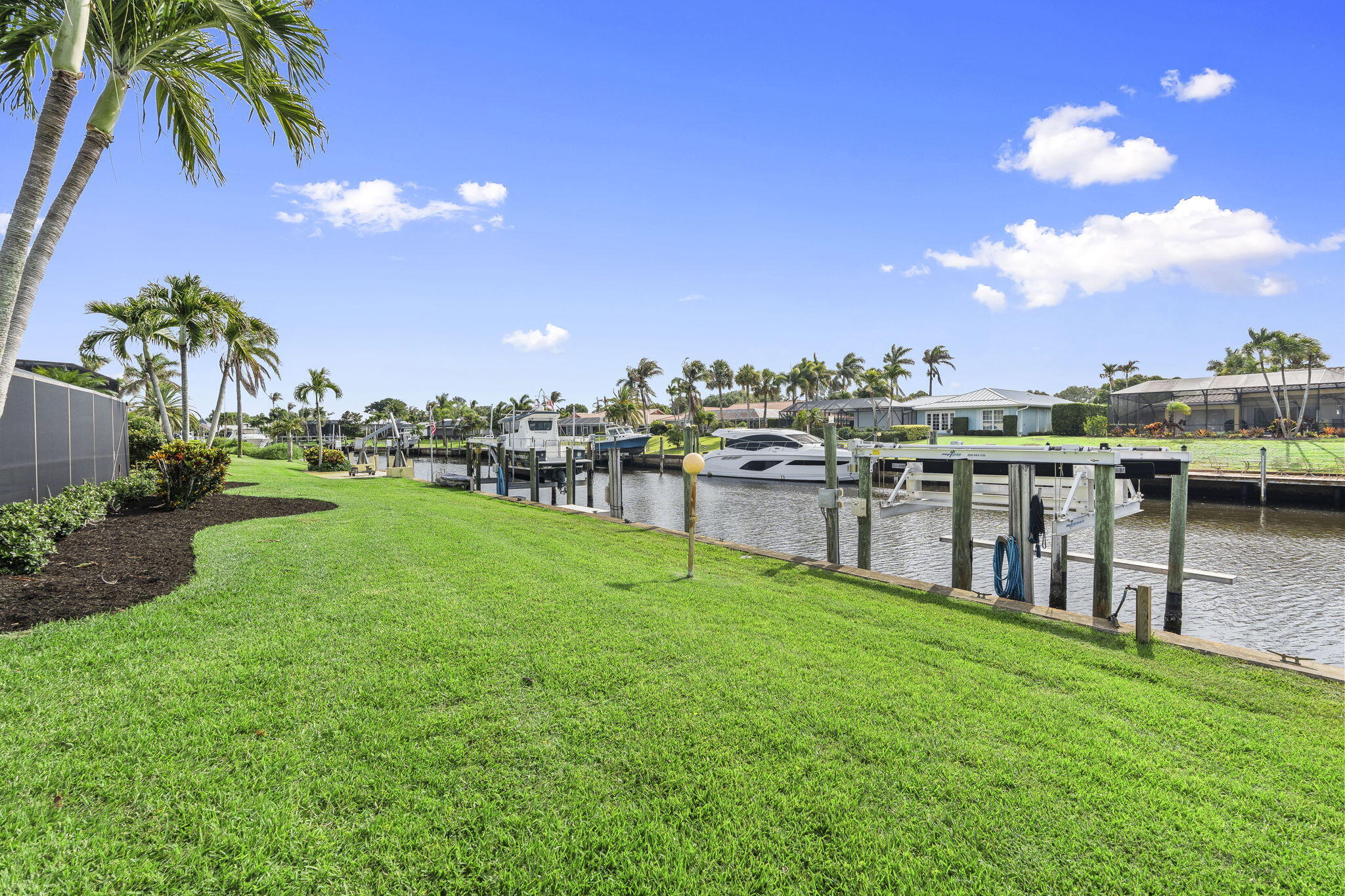 YACHT & COUNTRY CLUB OF STUART - Residential