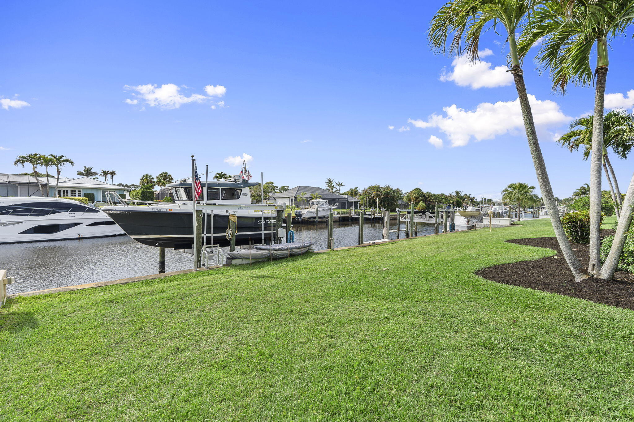 YACHT & COUNTRY CLUB OF STUART - Residential