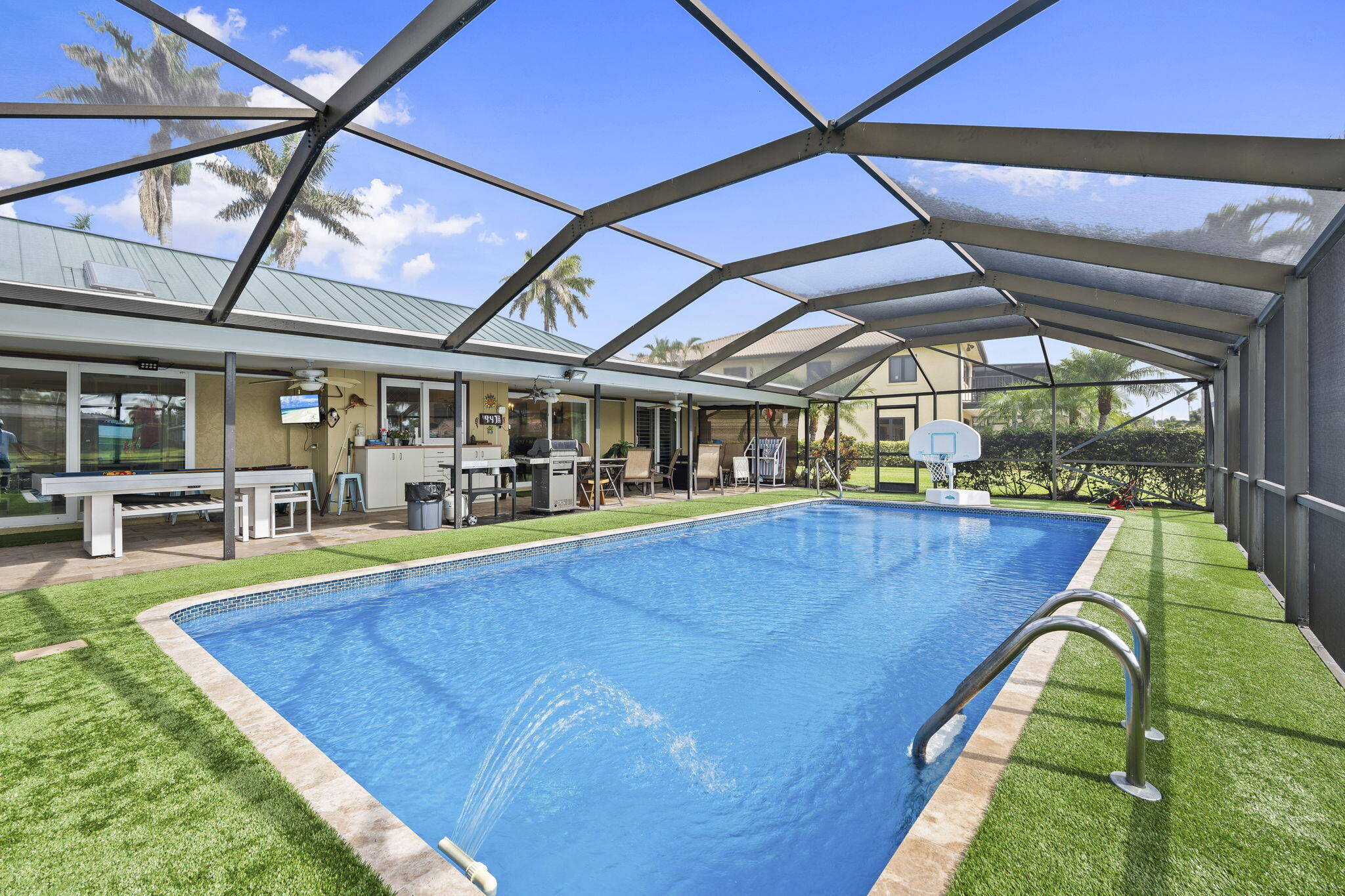 YACHT & COUNTRY CLUB OF STUART - Residential