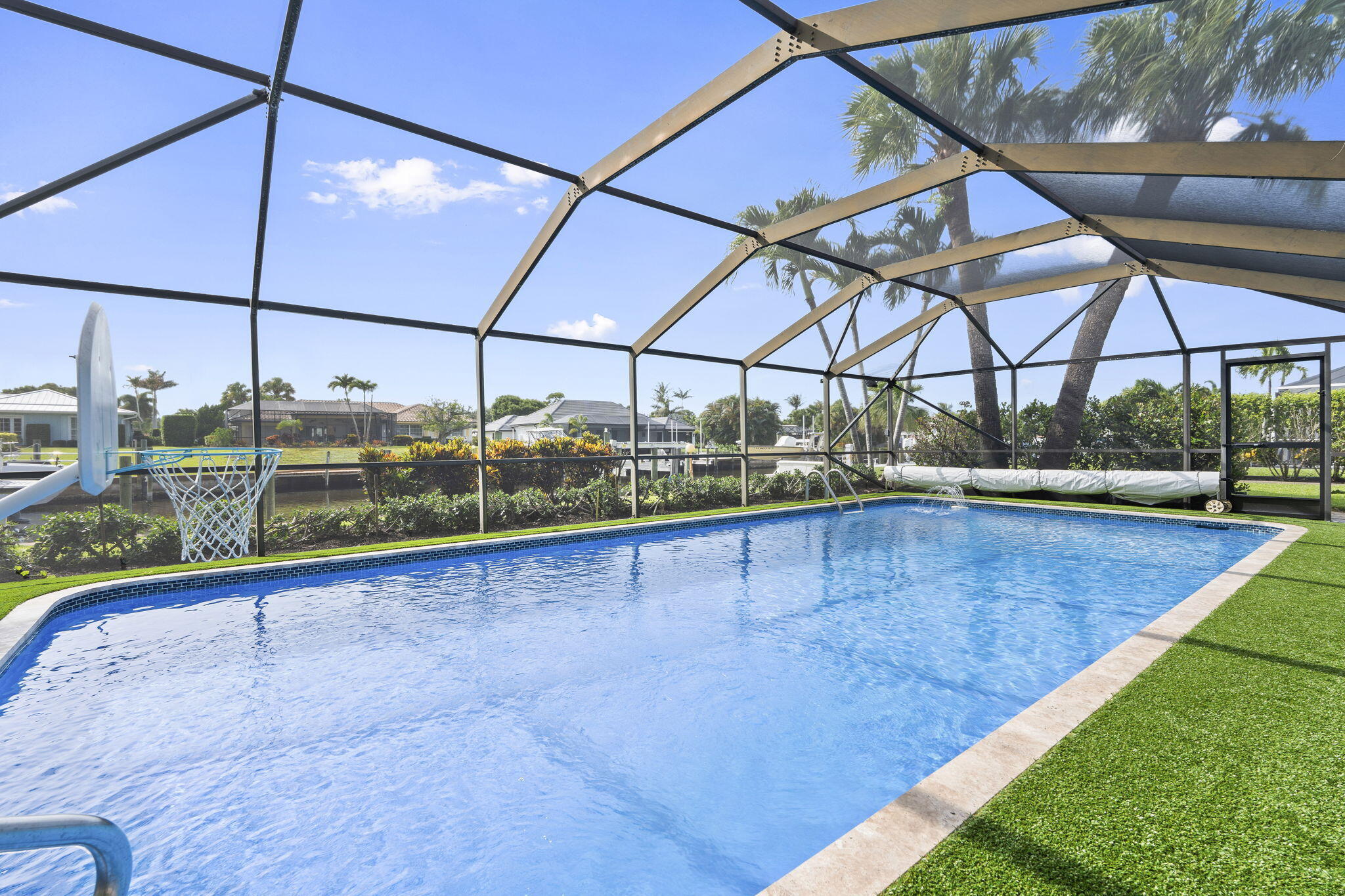 YACHT & COUNTRY CLUB OF STUART - Residential