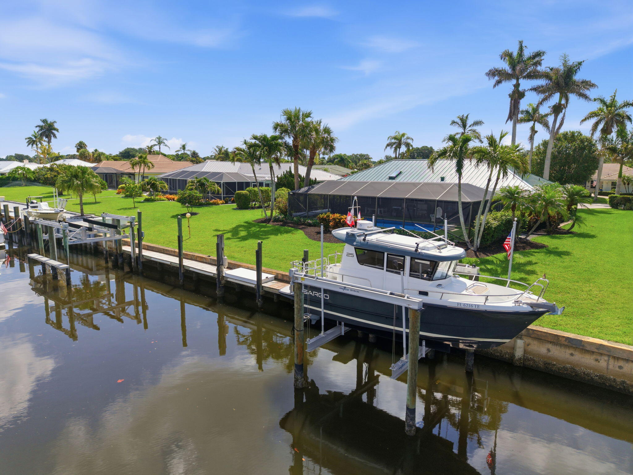 YACHT & COUNTRY CLUB OF STUART - Residential