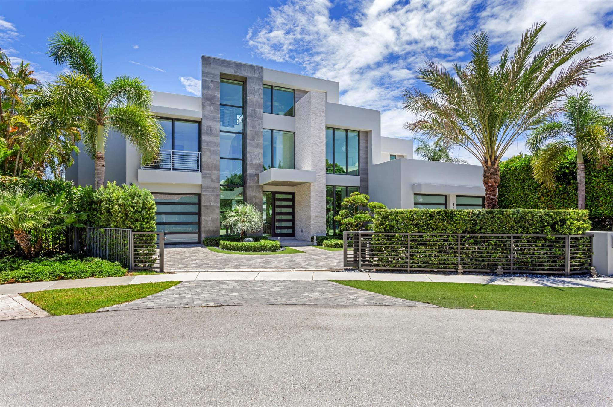 LAKE ROGERS ISLE - Residential