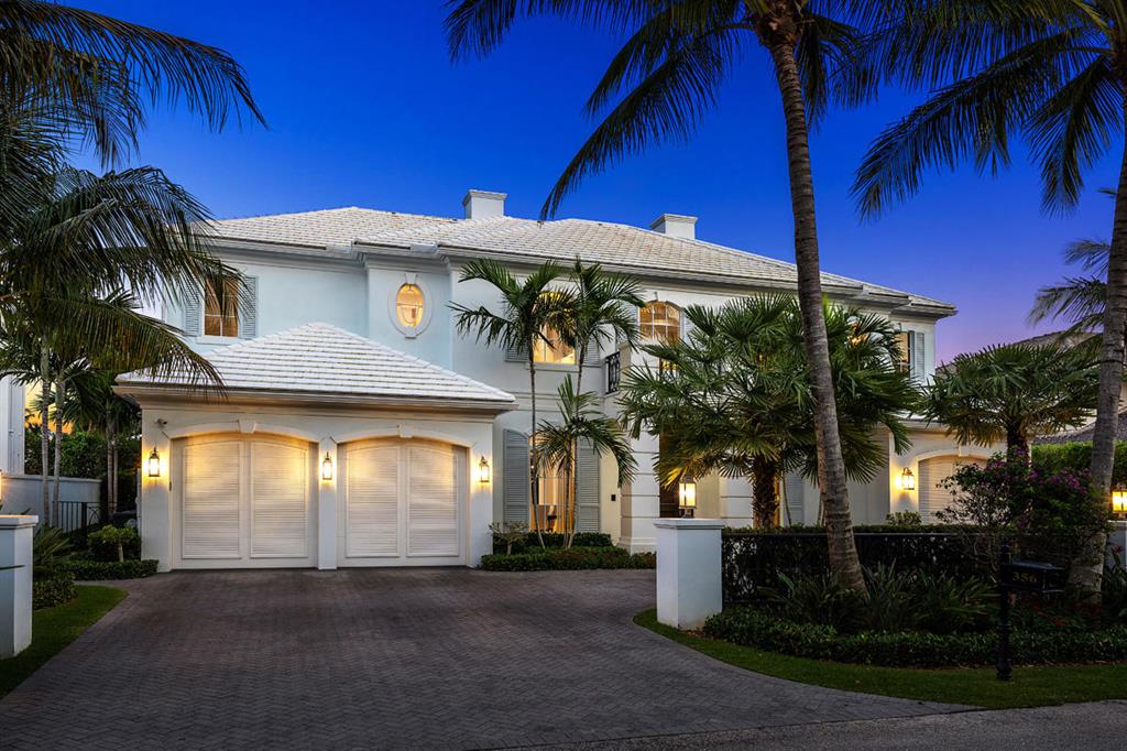 ROYAL PALM YACHT & COUNTRY CLUB - Residential