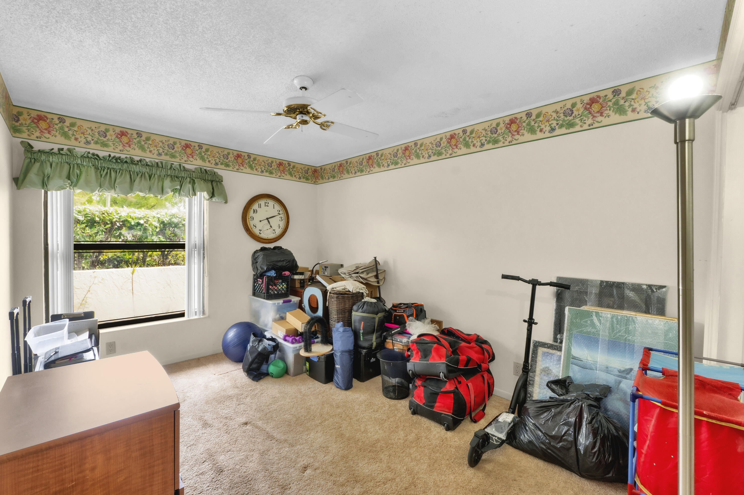 PINE RIDGE - Residential