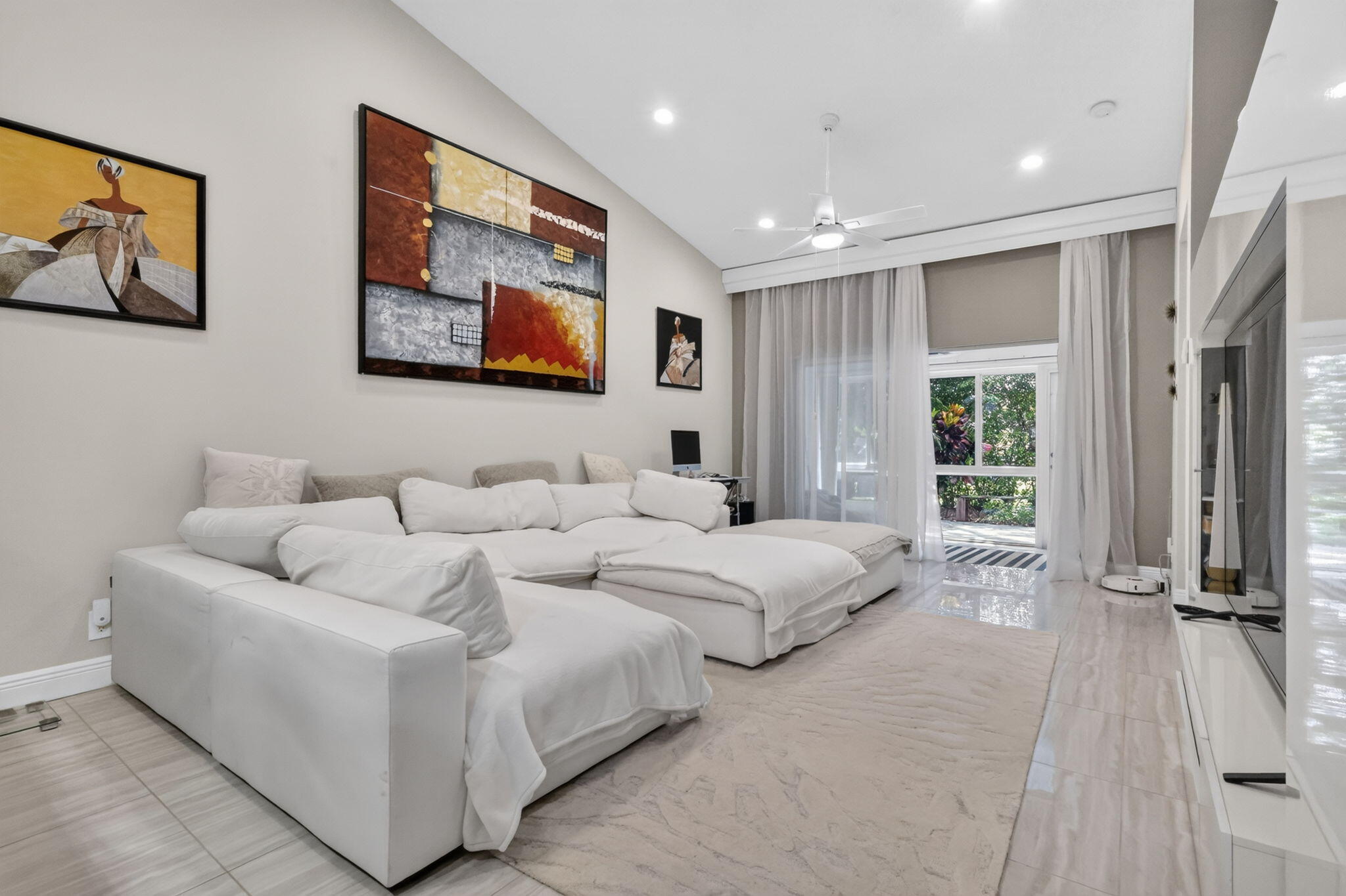 LA SEDONA - Residential