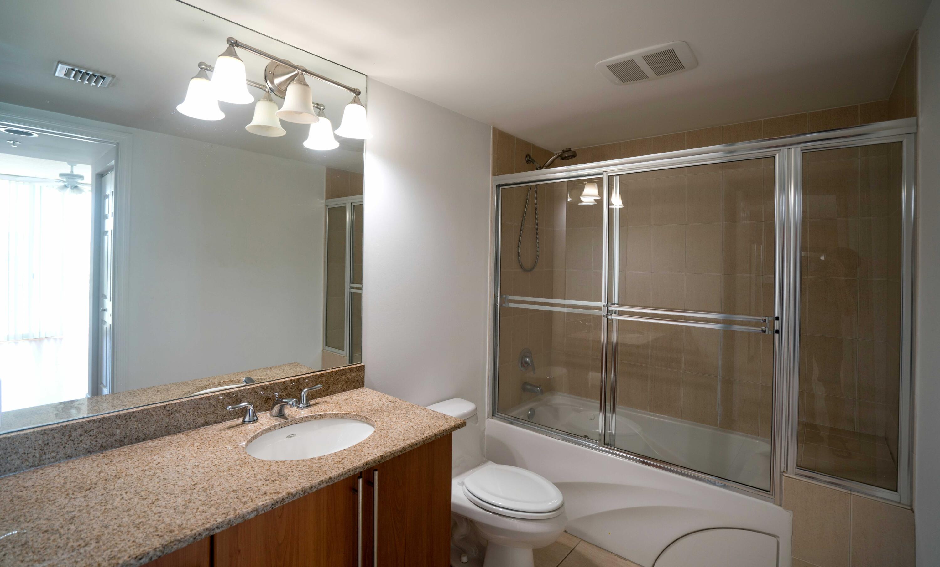 610 CLEMATIS CONDO - Residential Lease