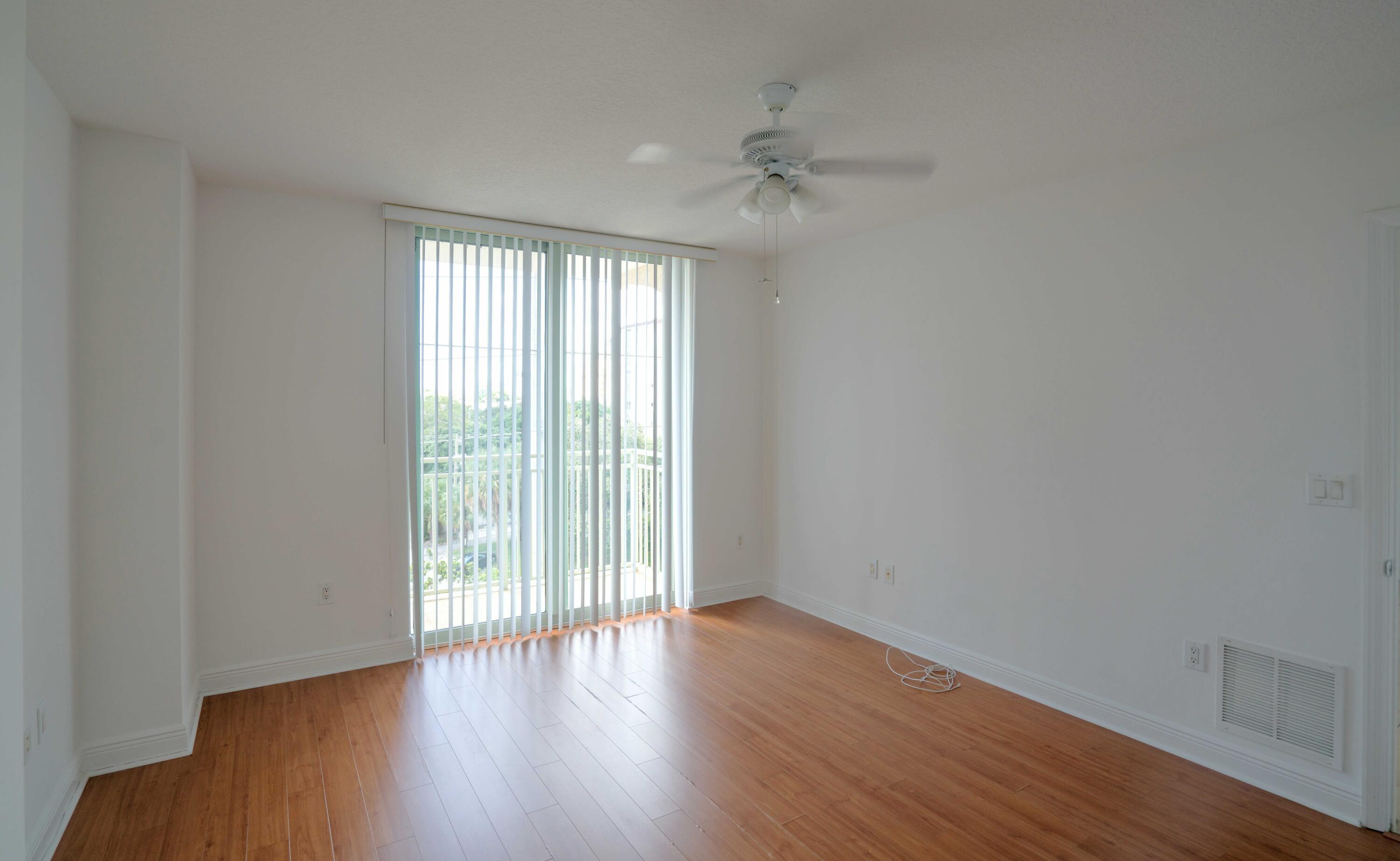 610 CLEMATIS CONDO - Residential Lease