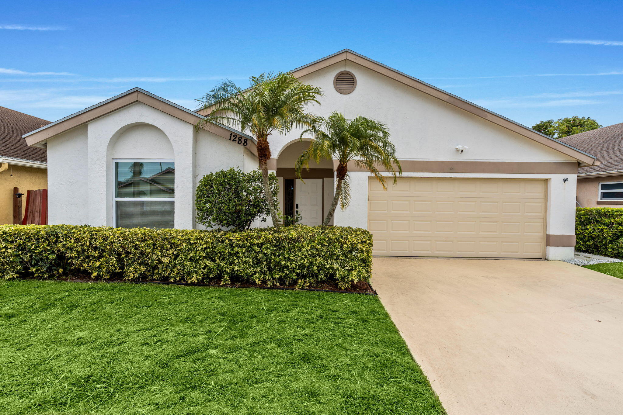 WATERWAY COVE OF WELLINGTON - Residential
