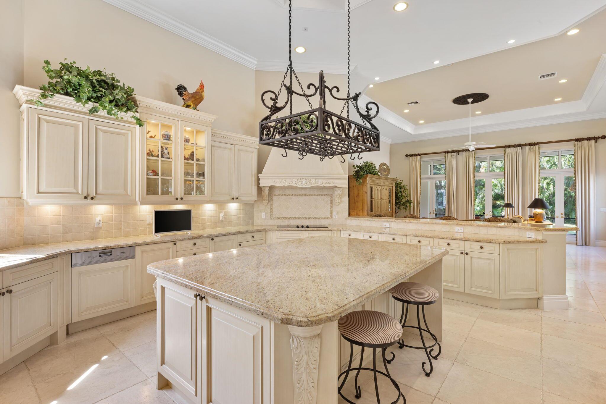 SANCTUARY - Residential