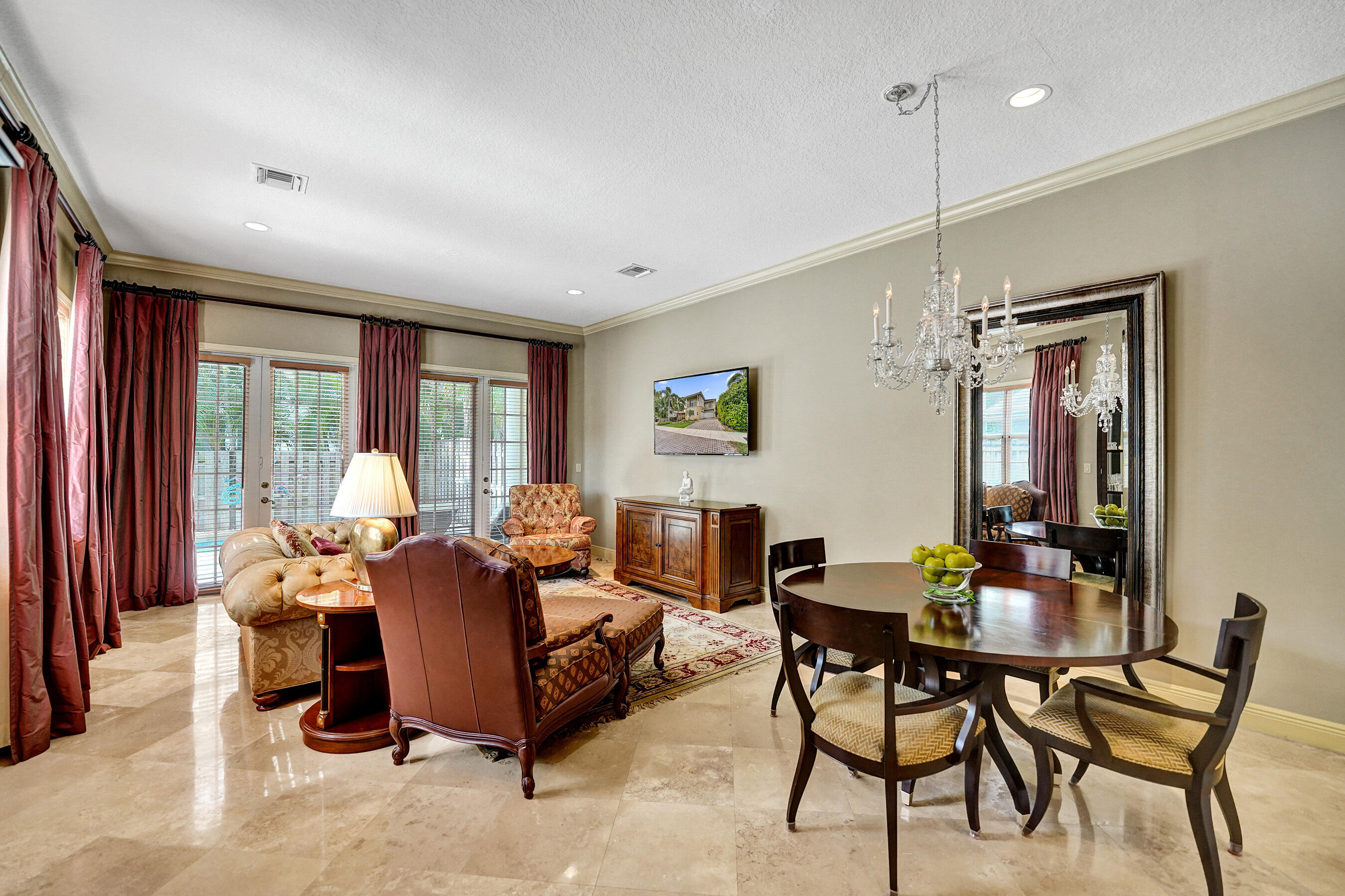 MIDDLE RIVER PLAZA - Residential