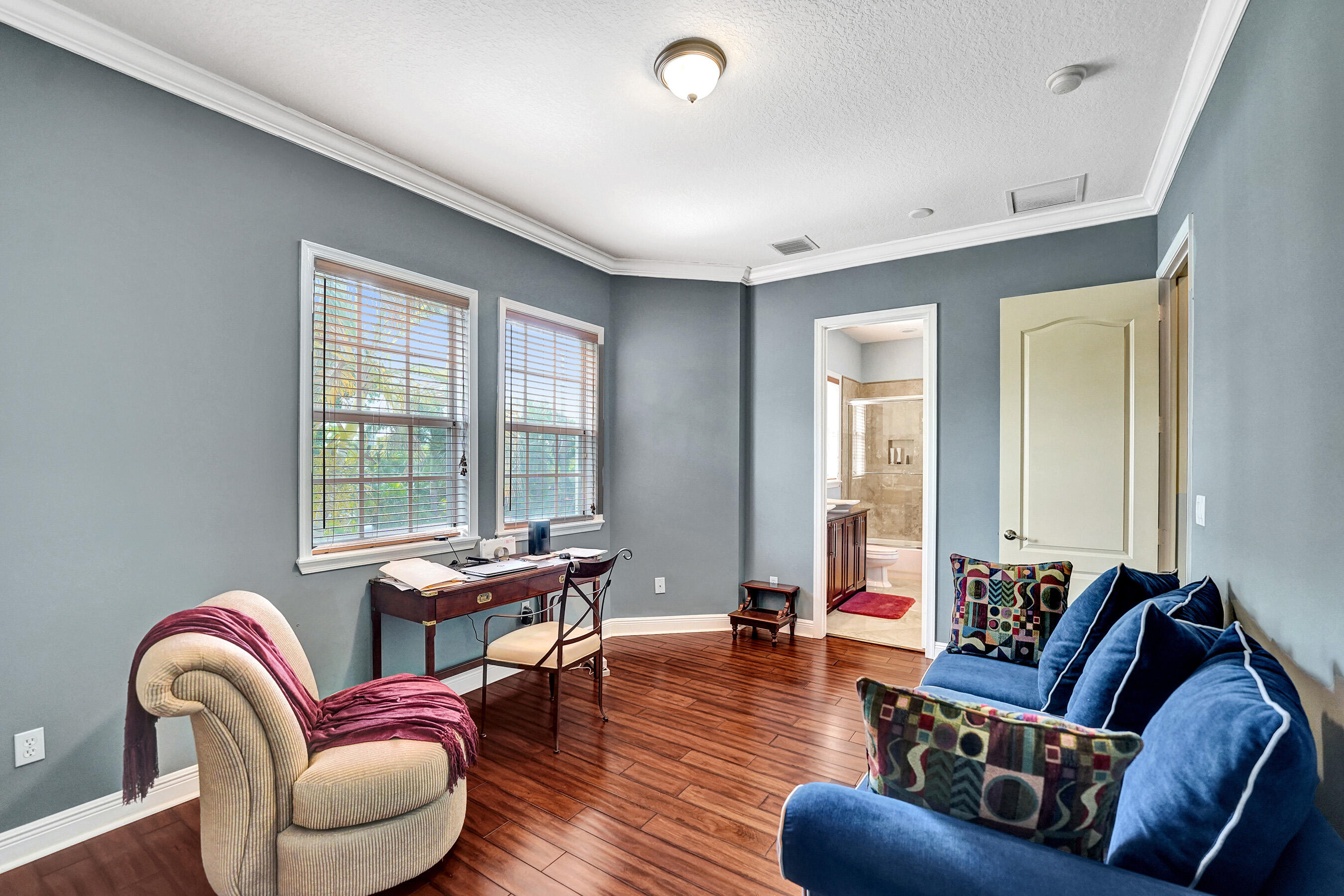 MIDDLE RIVER PLAZA - Residential