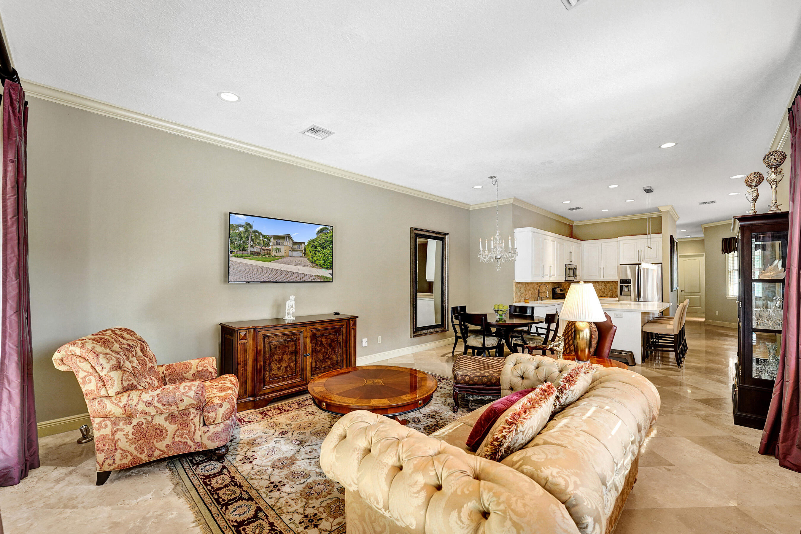 MIDDLE RIVER PLAZA - Residential
