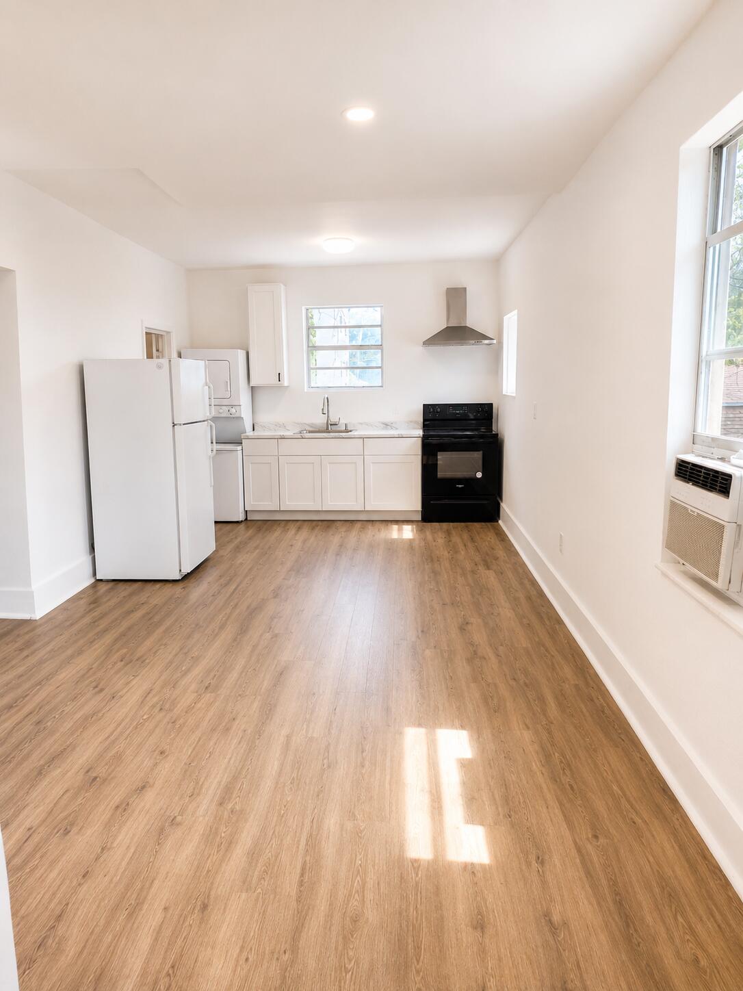 Rent Includes Electricity & Wi-Fi! Conveniently located in the heart of Little Havana, just minutes from Brickell and within walking distance to shops, dining, and everyday conveniences. This 3-bedroom, 1-bath residence offers comfortable living in one of Miami's most vibrant neighborhoods. Enjoy a quick and easy approval process, flexible showing availability, and a central location with easy access to Downtown Miami, Brickell, and major highways. Schedule your showing today!