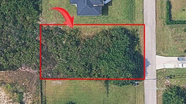 LEHIGH ACRES - Land
