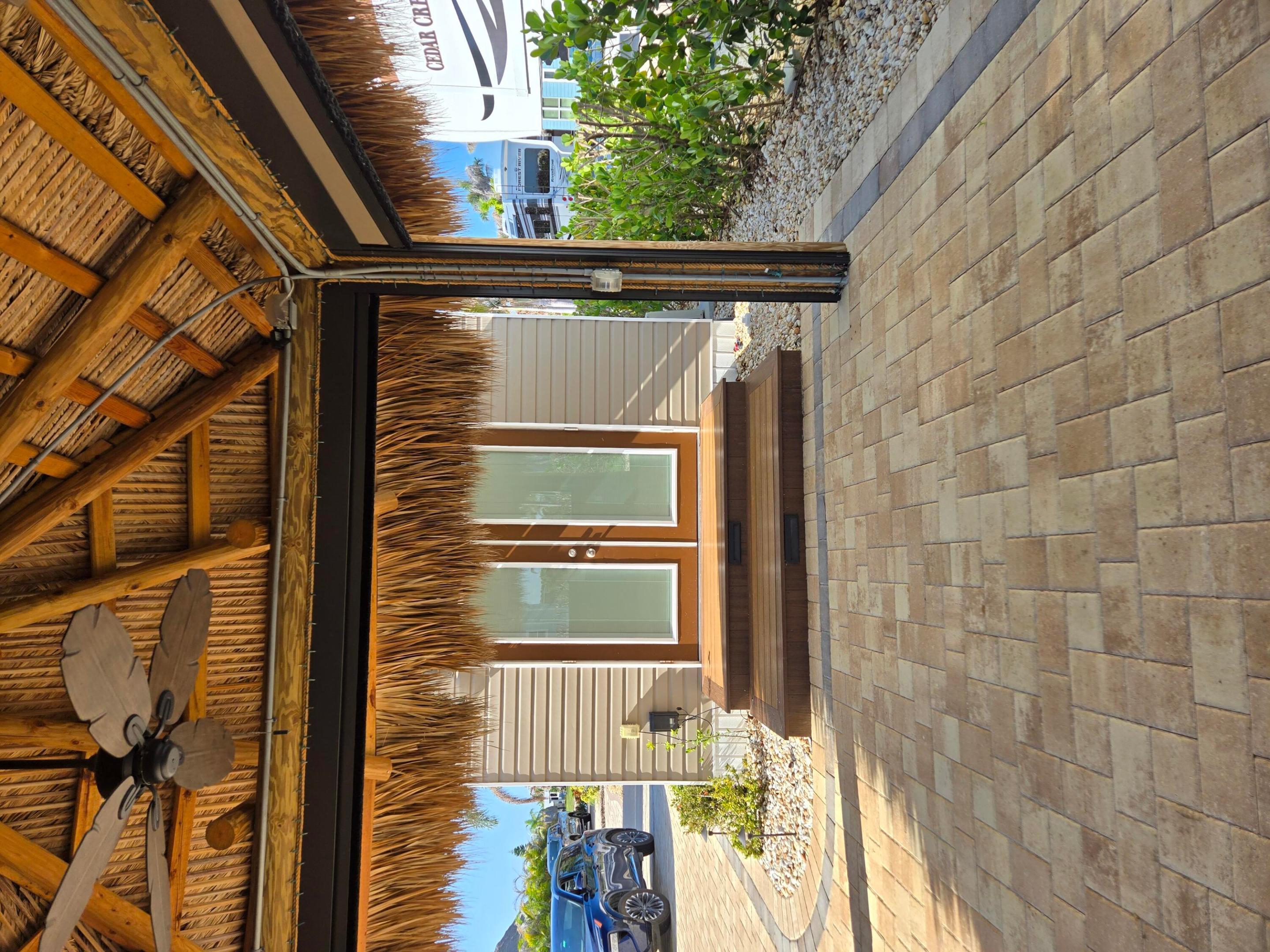 SILVER PALMS RV VILLAGE - Land