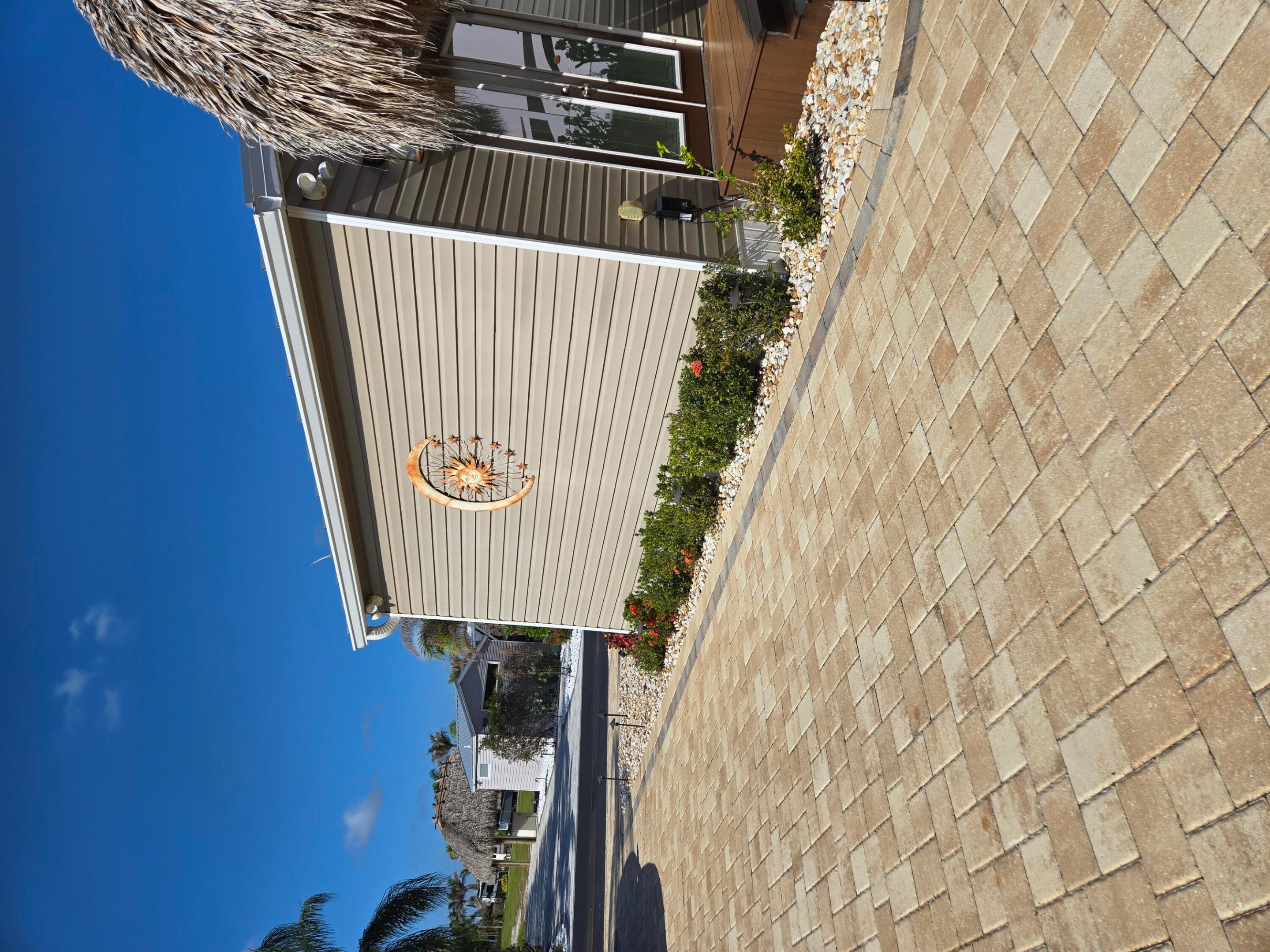 SILVER PALMS RV VILLAGE - Land