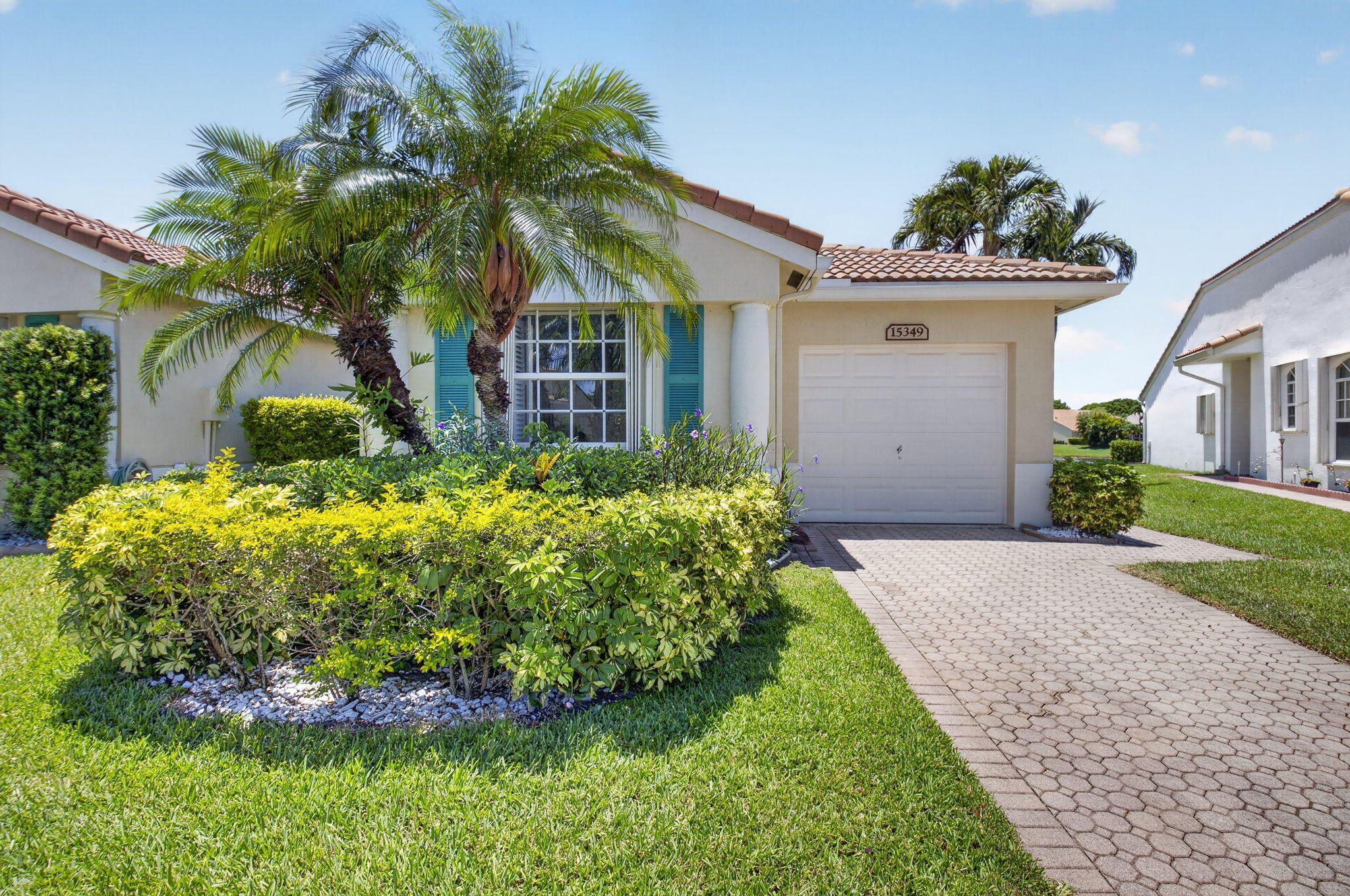 FLORAL LAKES 2 - Residential
