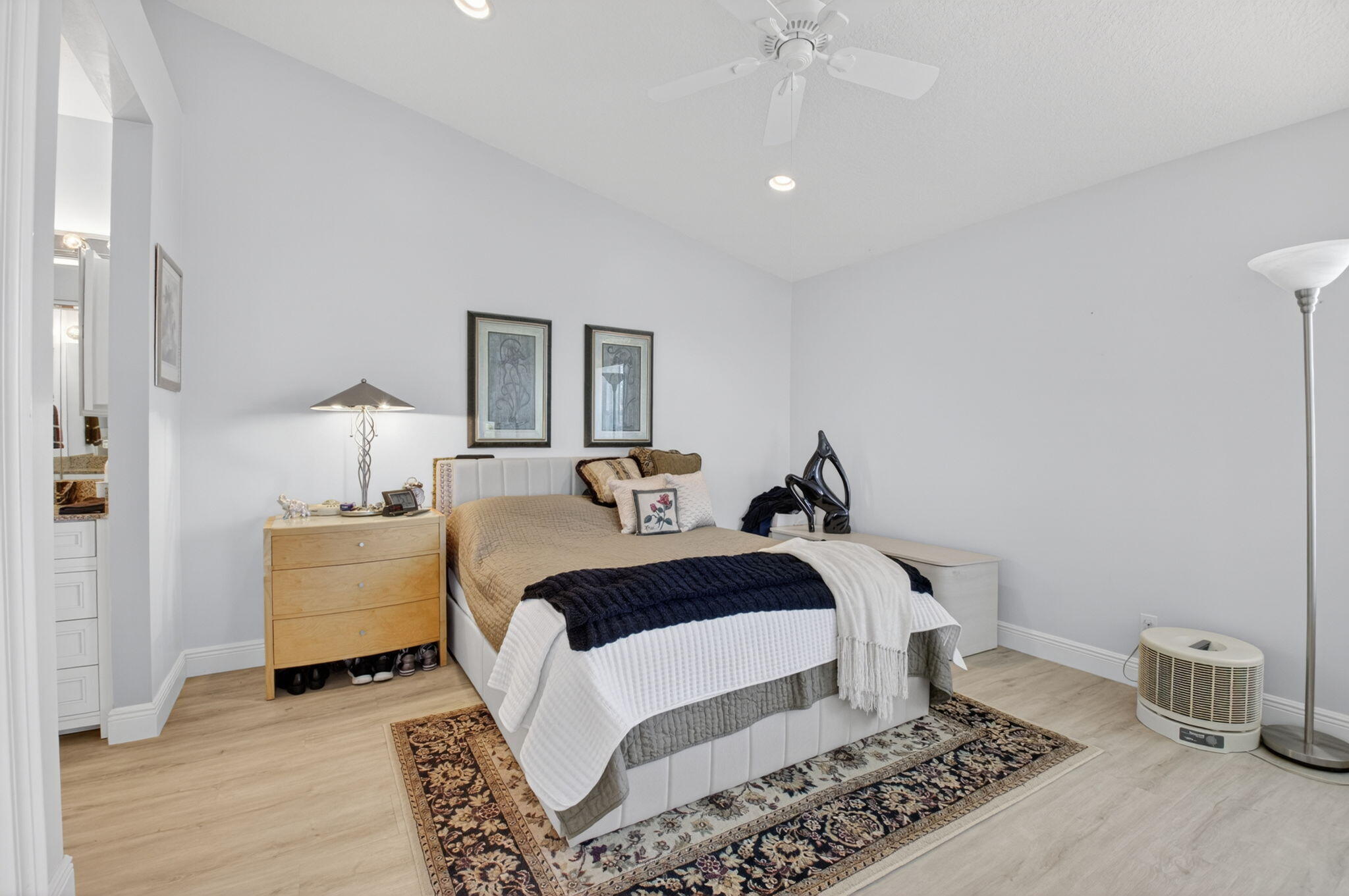 FLORAL LAKES 2 - Residential