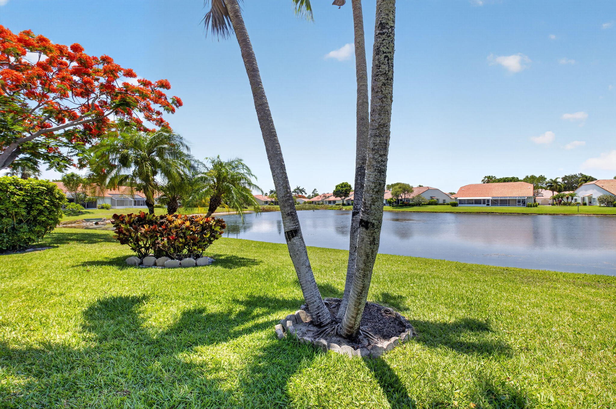FLORAL LAKES 2 - Residential