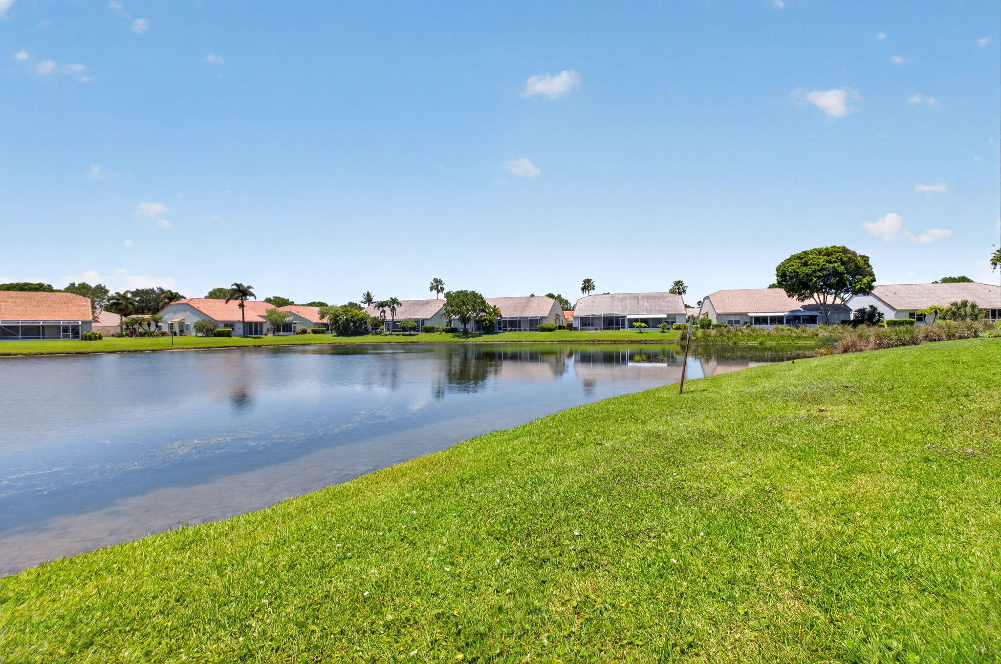 FLORAL LAKES 2 - Residential