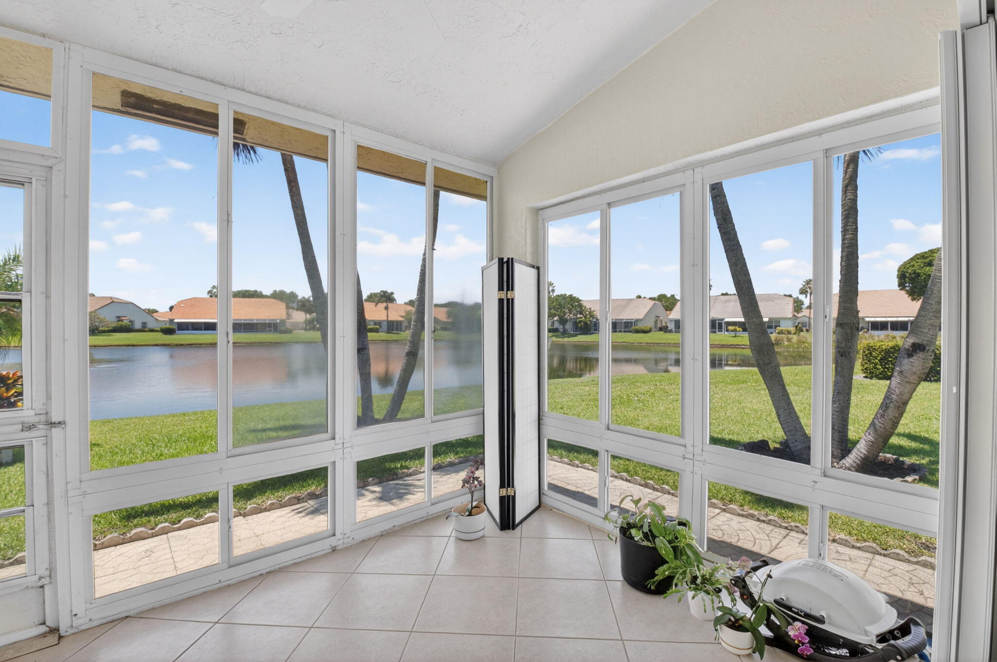 FLORAL LAKES 2 - Residential