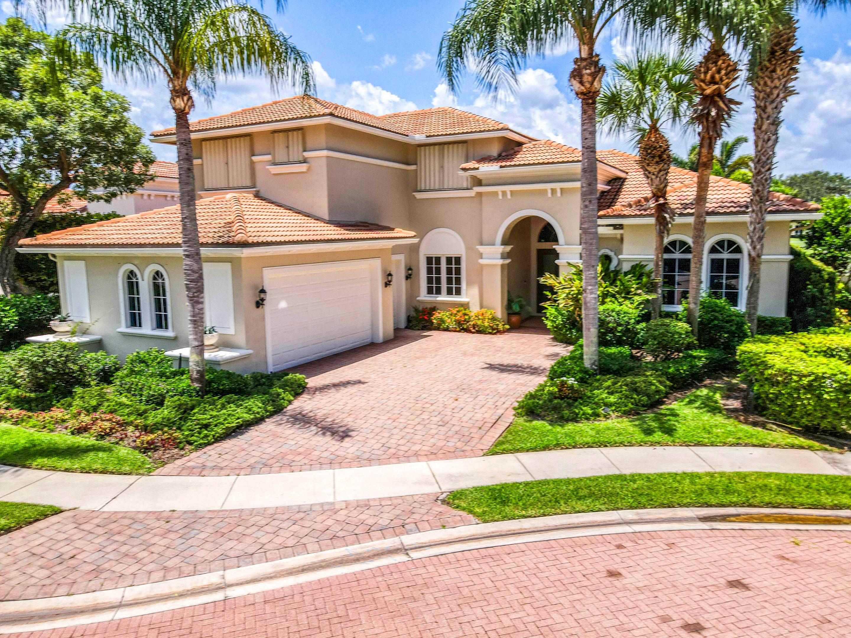 Ibis Golf and Country Club - Isla Vista - Residential Lease