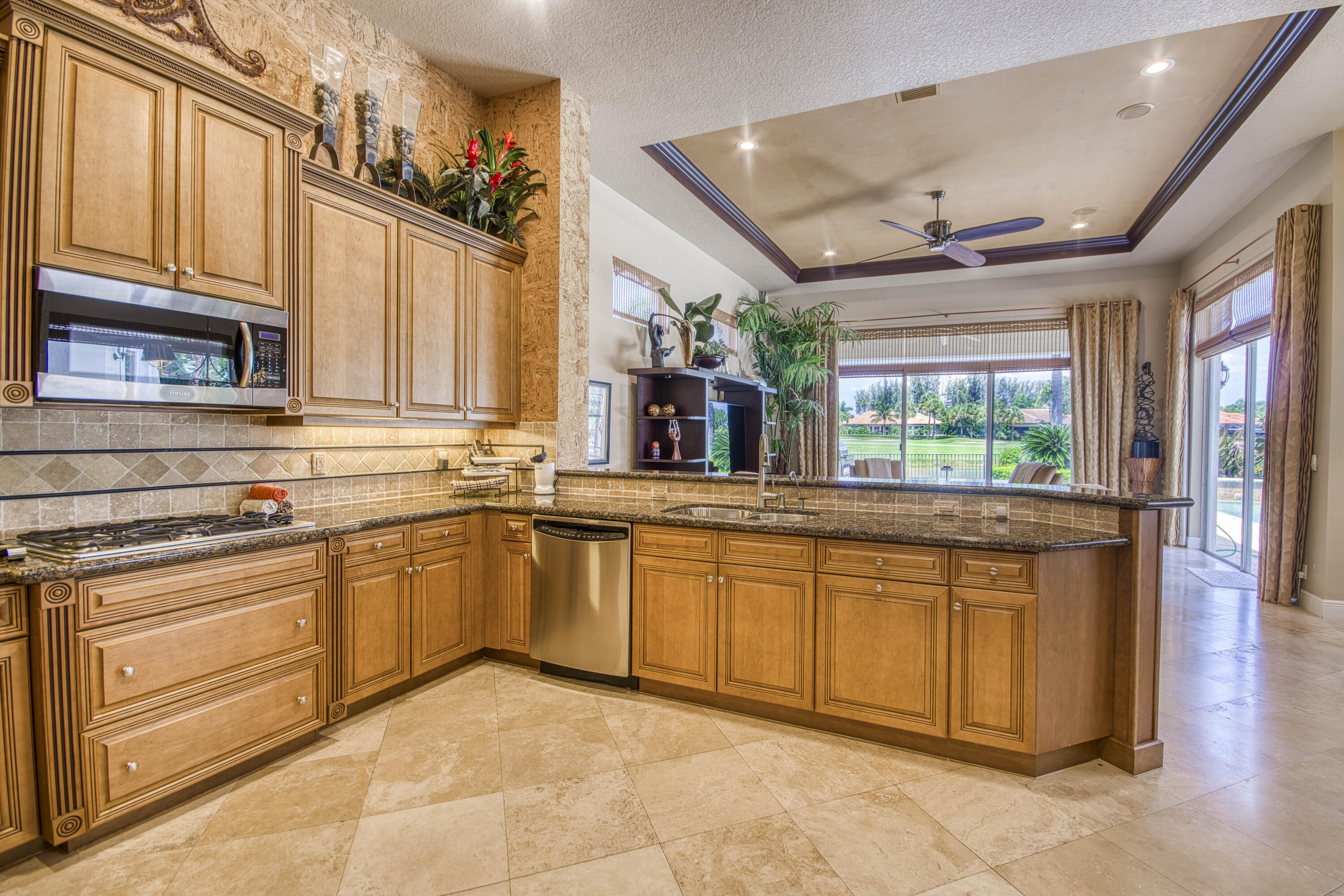 Ibis Golf and Country Club - Isla Vista - Residential Lease