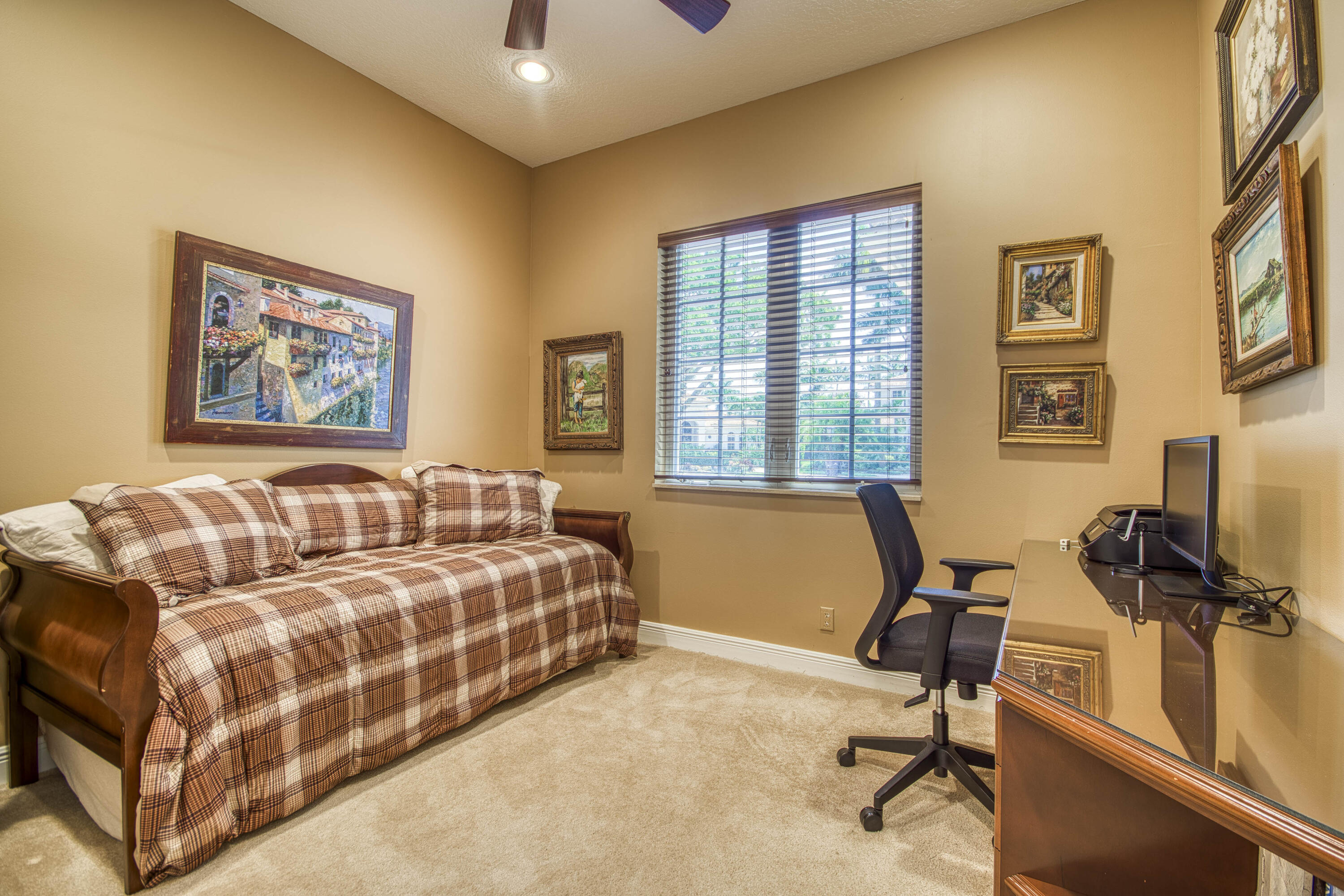 Ibis Golf and Country Club - Isla Vista - Residential Lease