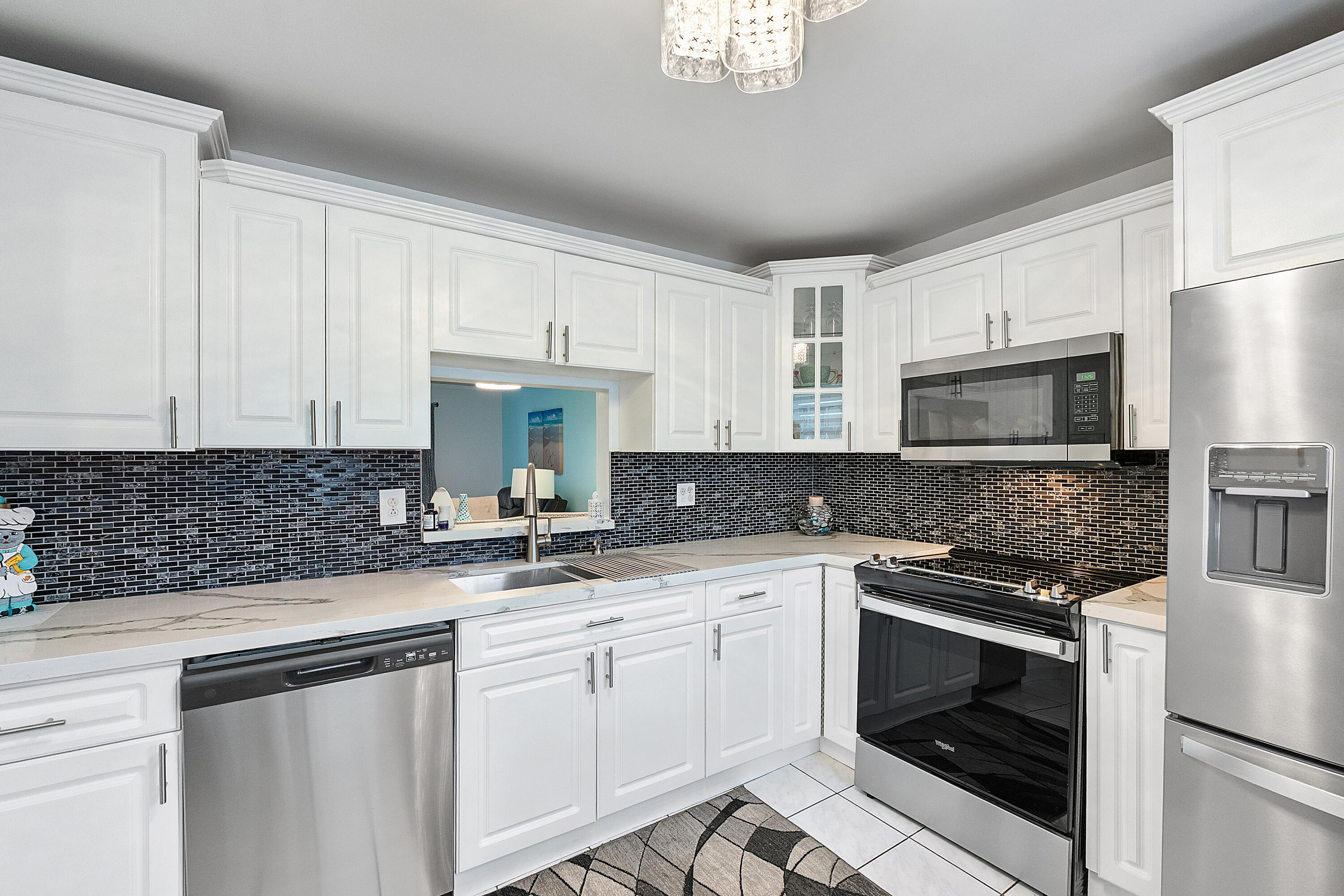 MEADOWBROOK TOWERS CONDO - Residential