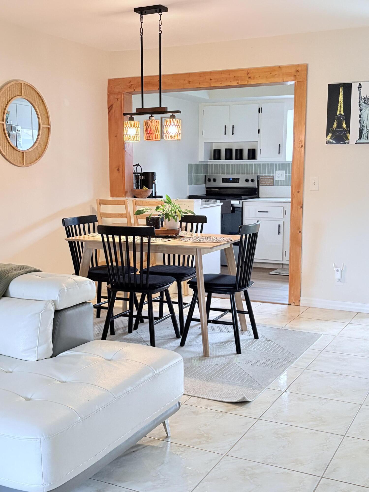 CRESTHAVEN VILLAS CONDO 18 - Residential