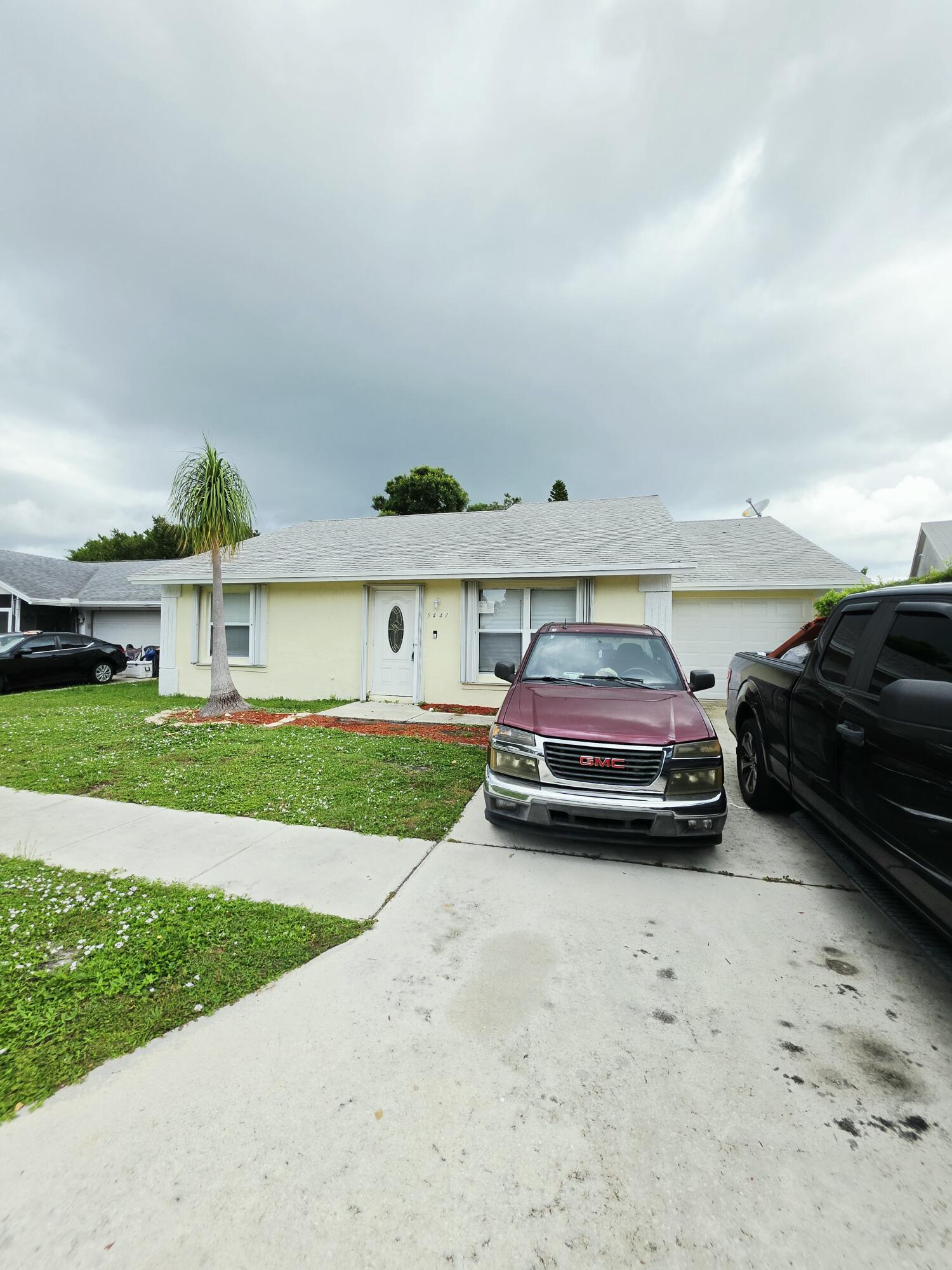 LEE ESTATES 1 - Residential