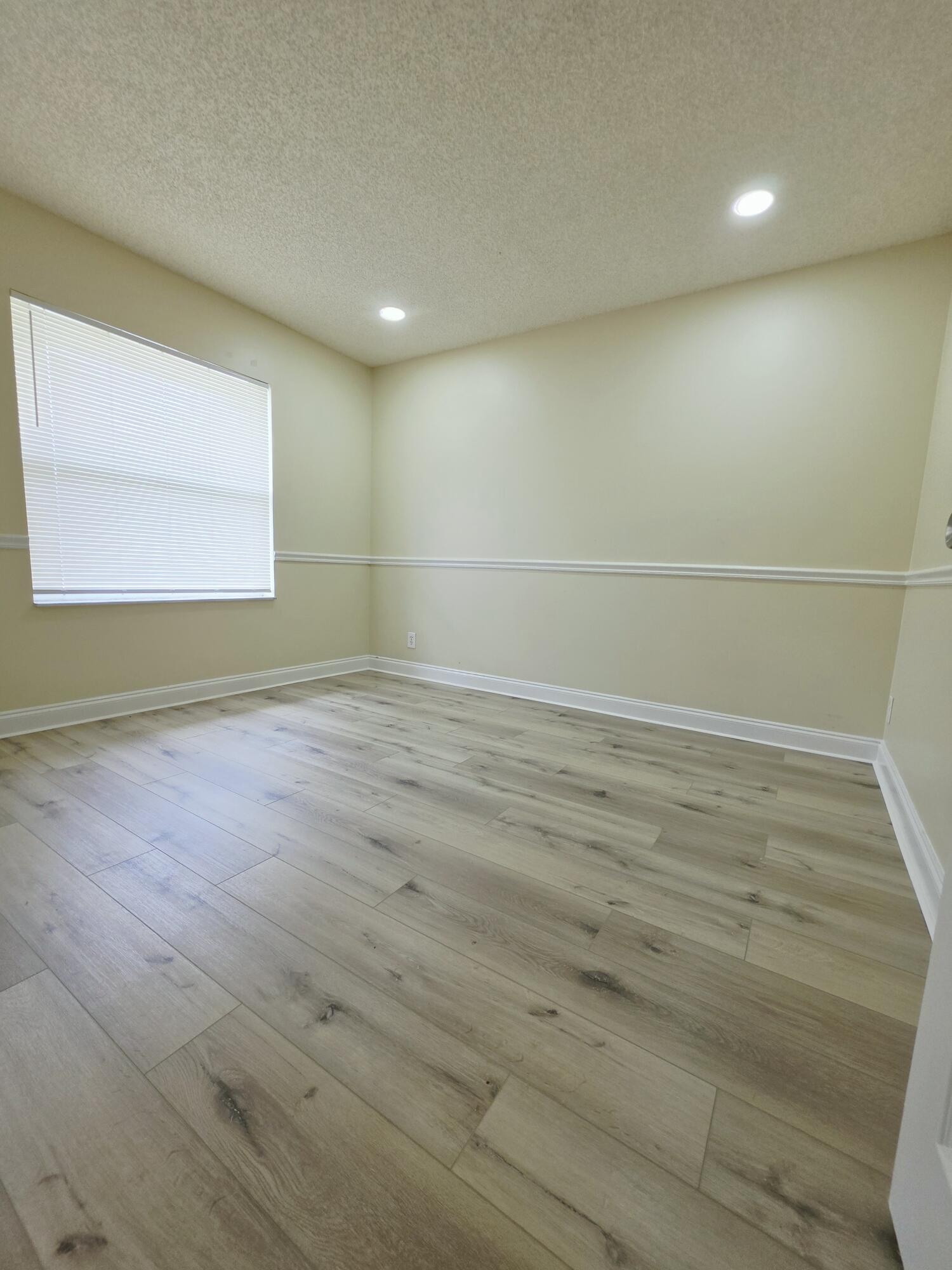LEE ESTATES 1 - Residential