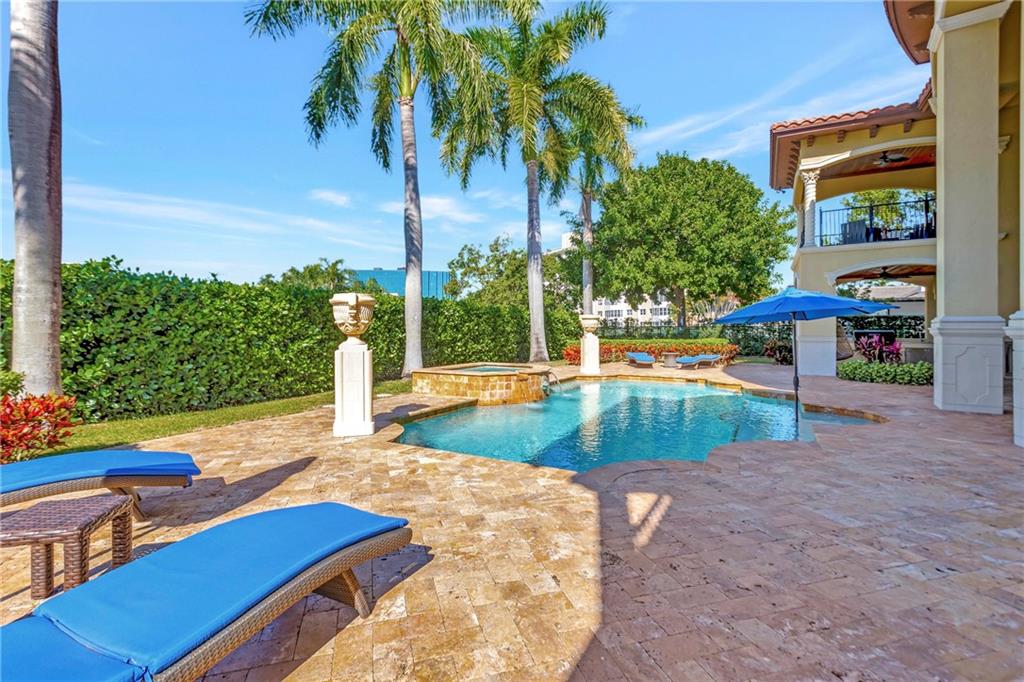 Coral Ridge Country Club - Residential