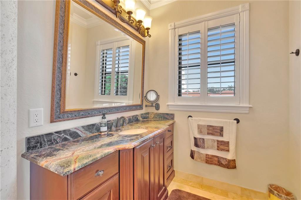 Coral Ridge Country Club - Residential