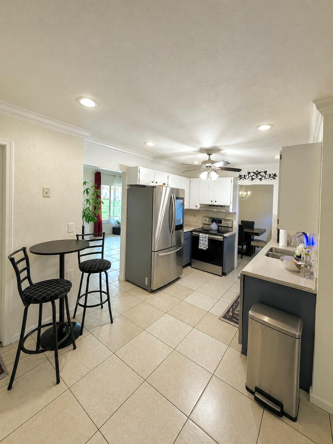 CORAL SPRINGS II - Residential