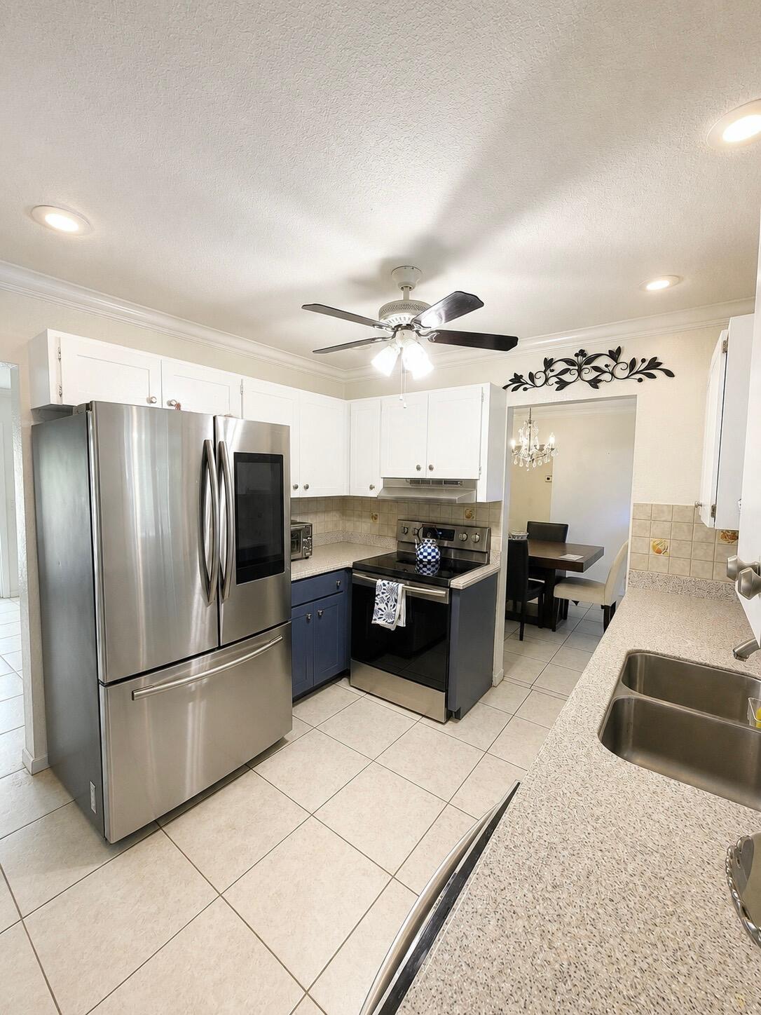 CORAL SPRINGS II - Residential