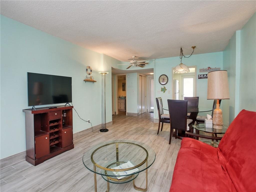 SKY RANCH APTS - Residential