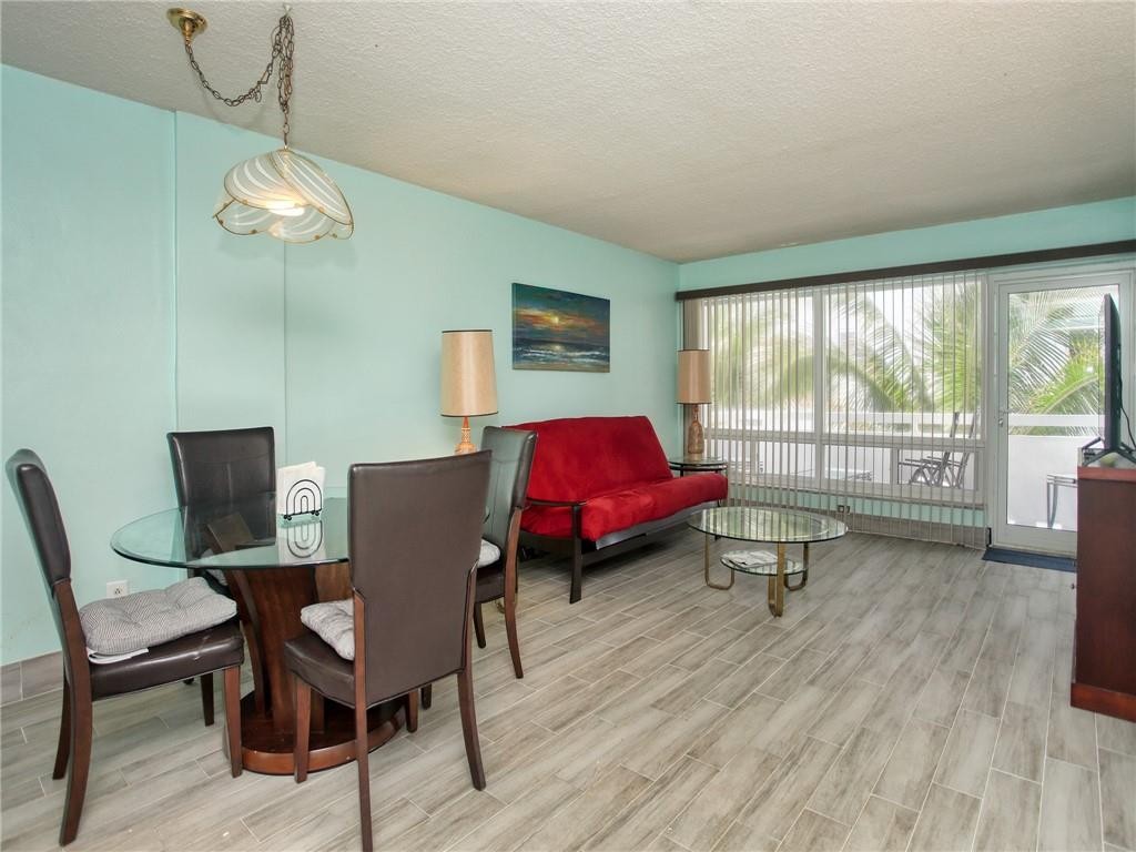 SKY RANCH APTS - Residential
