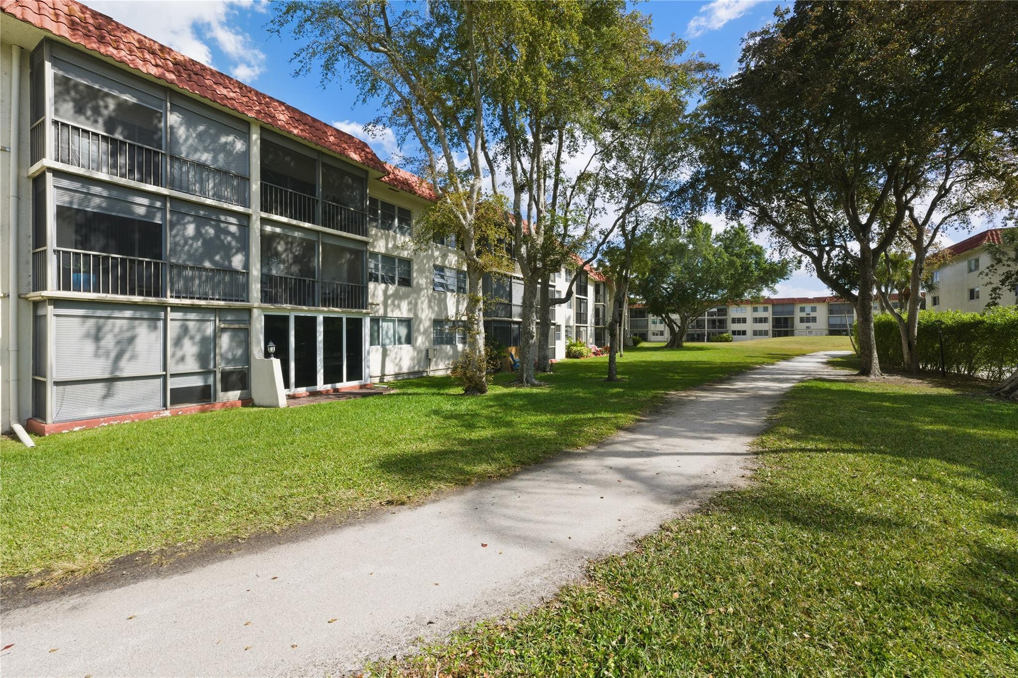 Hollybrook Golf & Tennis - Residential