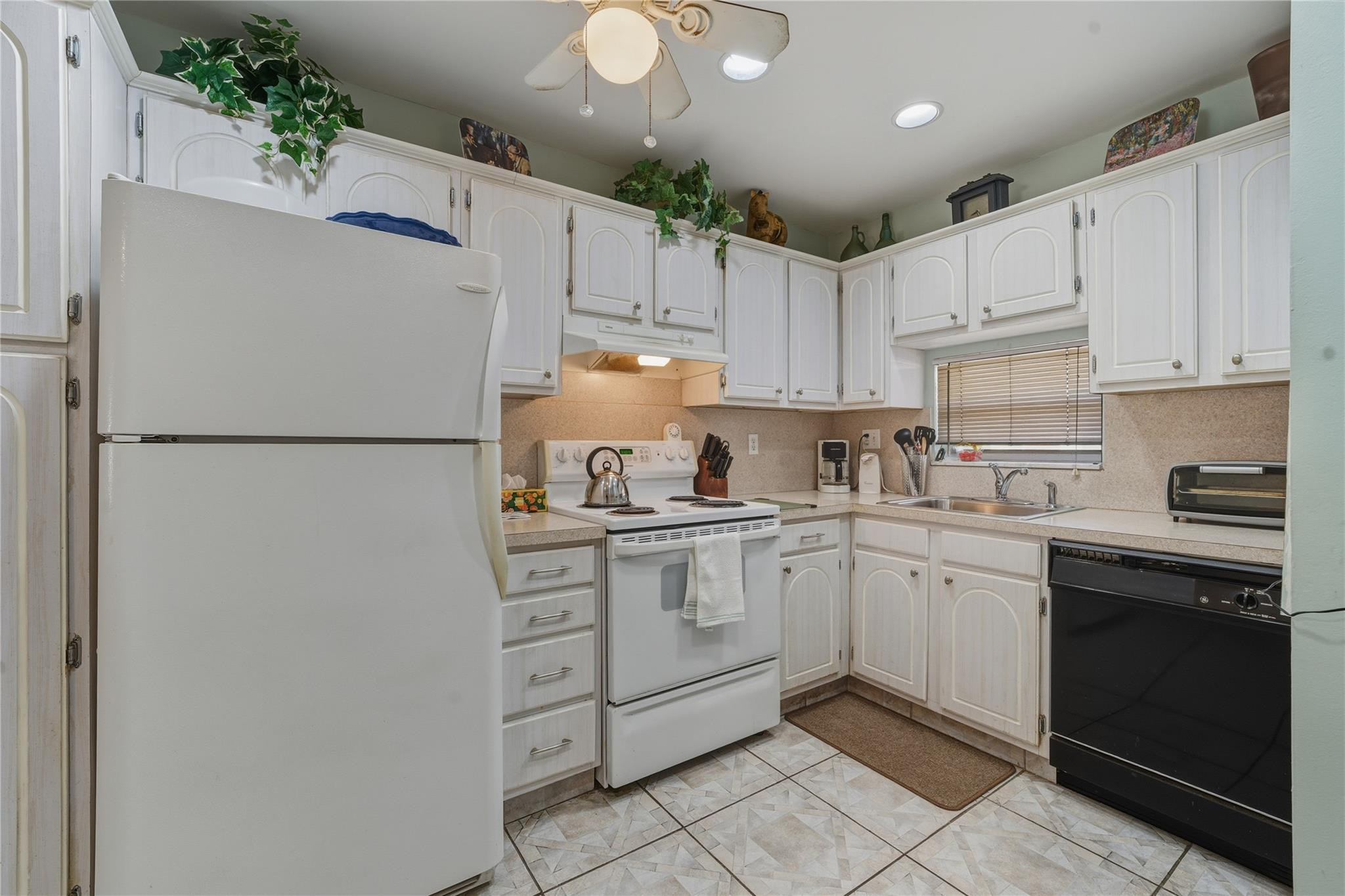 Hollybrook Golf & Tennis - Residential
