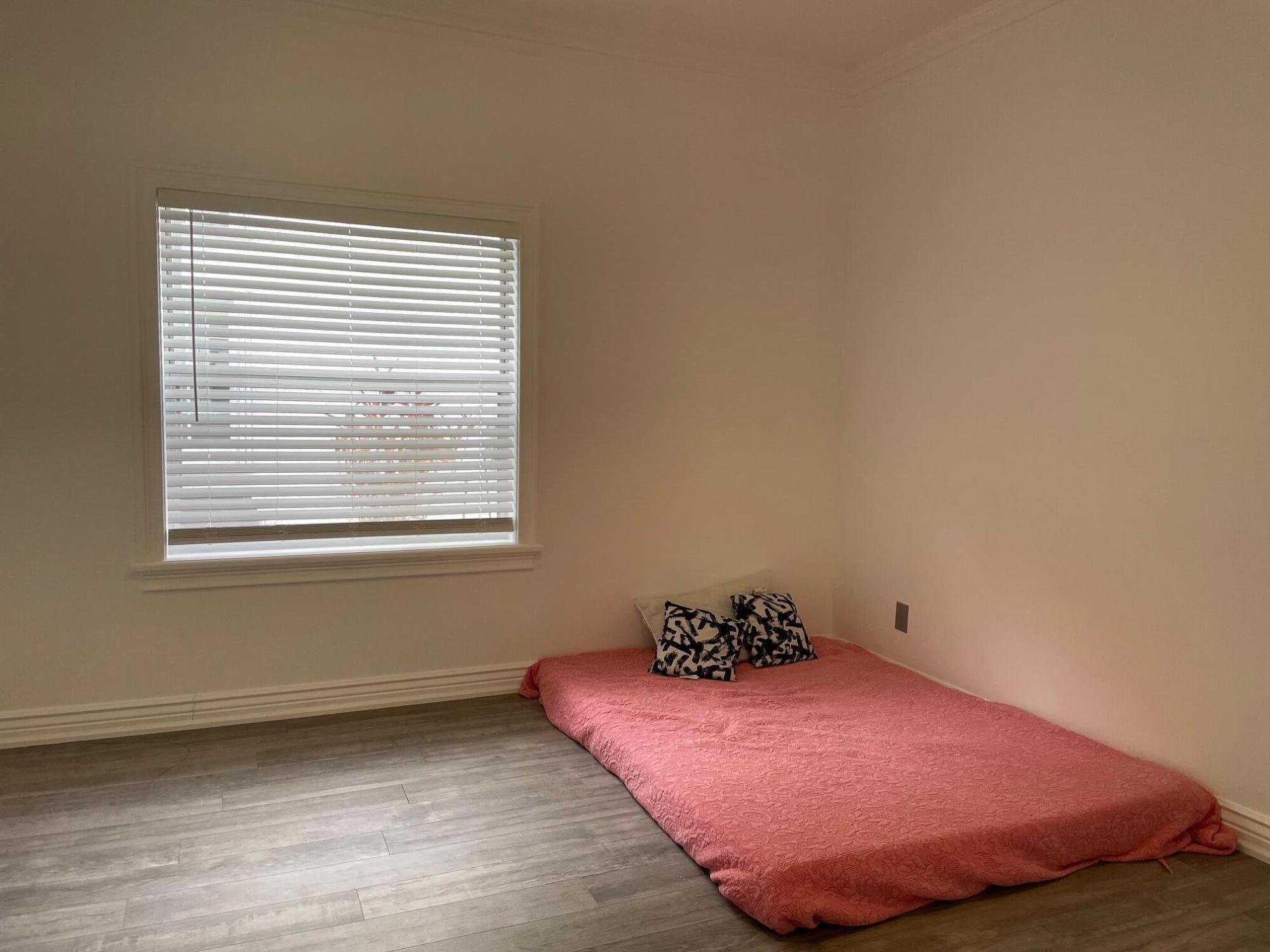 LANSDOWNE - Residential Lease