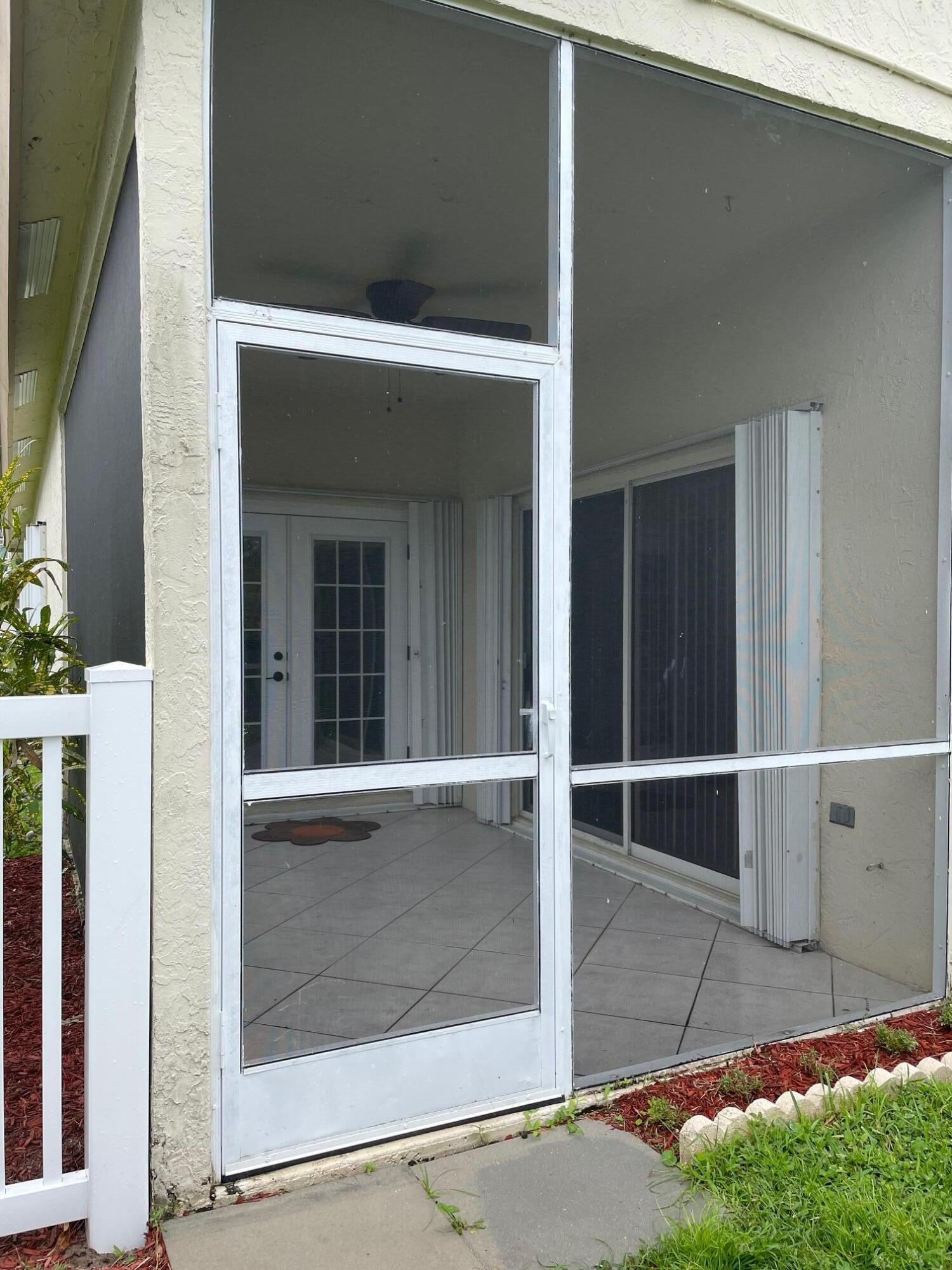 LANSDOWNE - Residential Lease