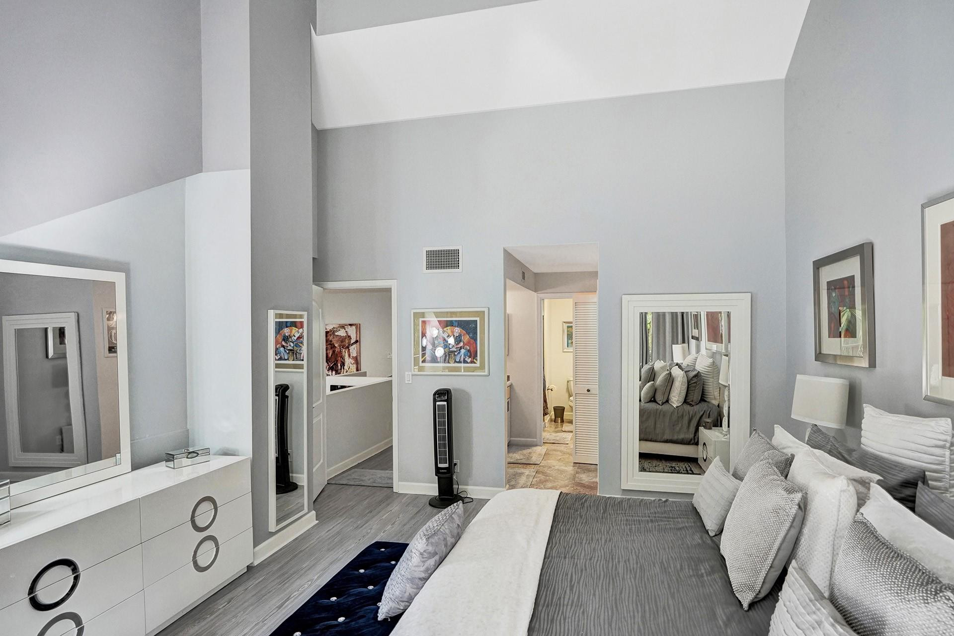 LANDS END - Residential Lease