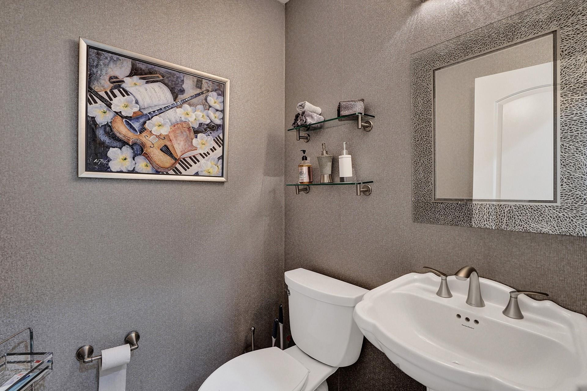 LANDS END - Residential Lease