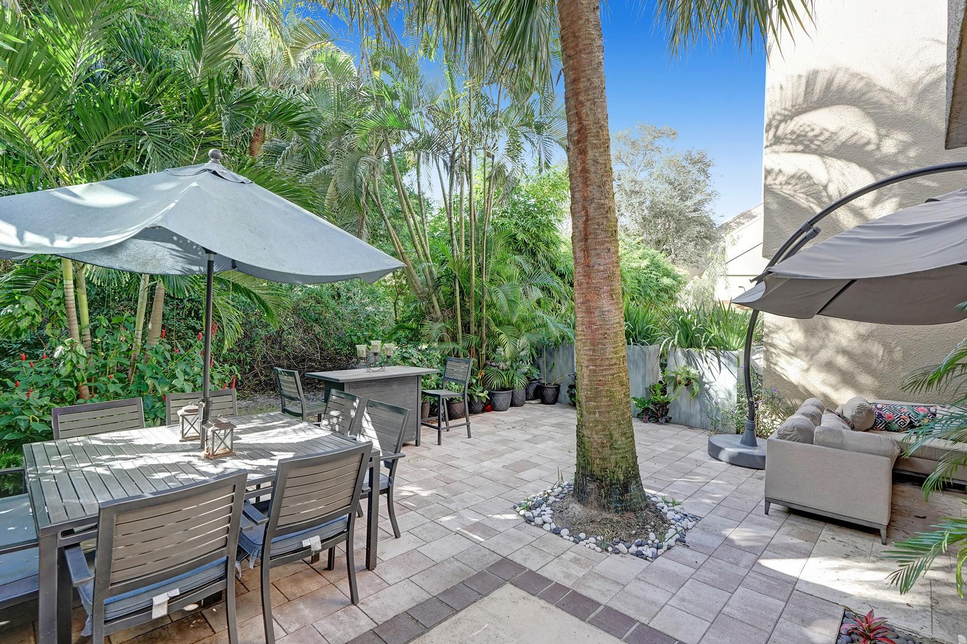 LANDS END - Residential Lease