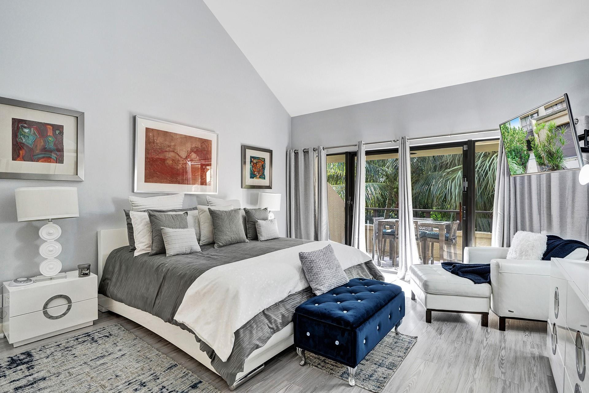 LANDS END - Residential Lease