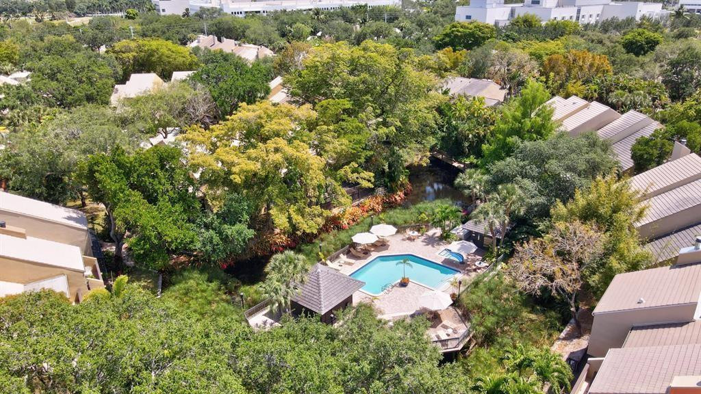 LANDS END - Residential Lease