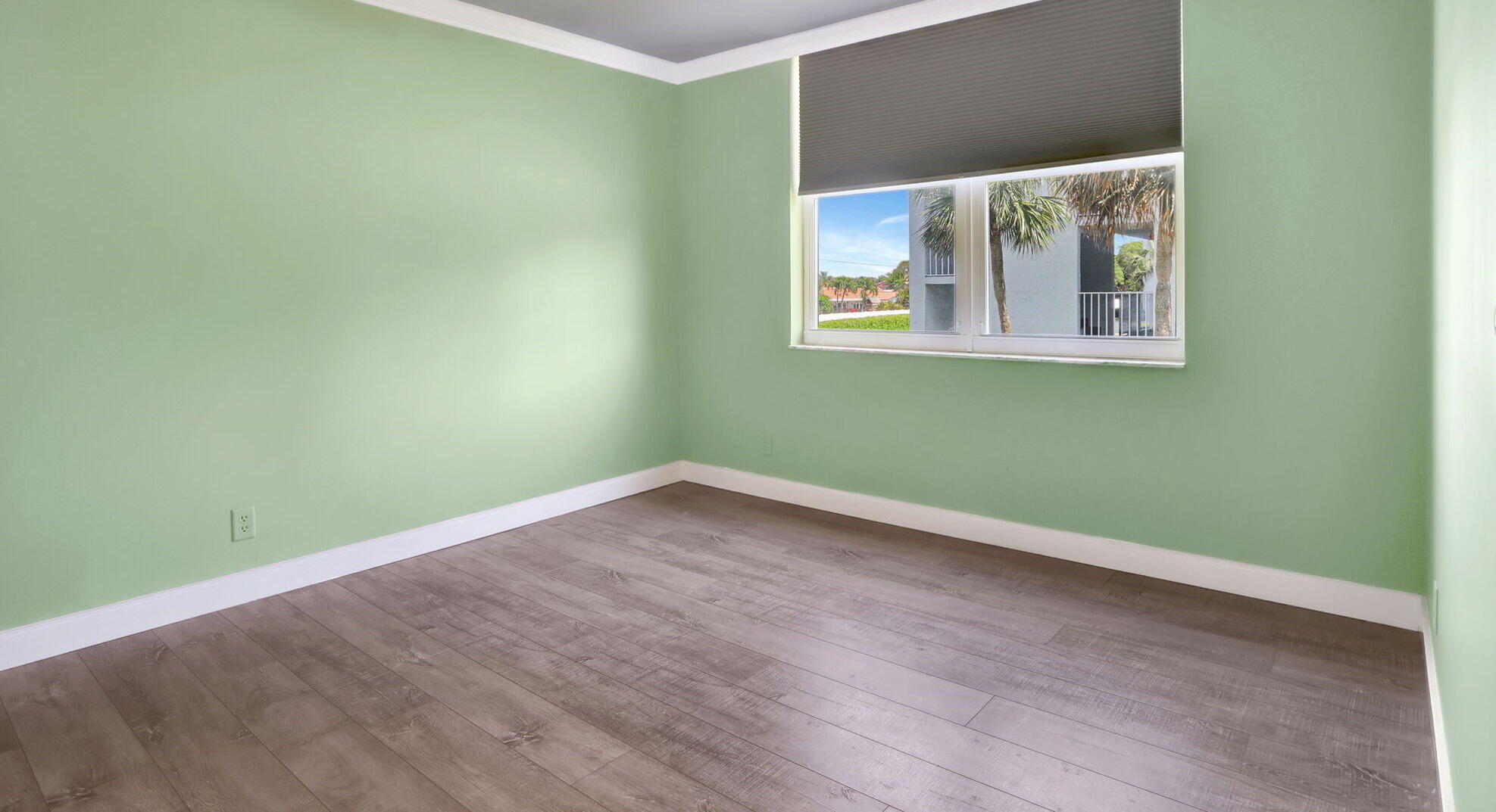 PALM SPRINGS 2 - Residential