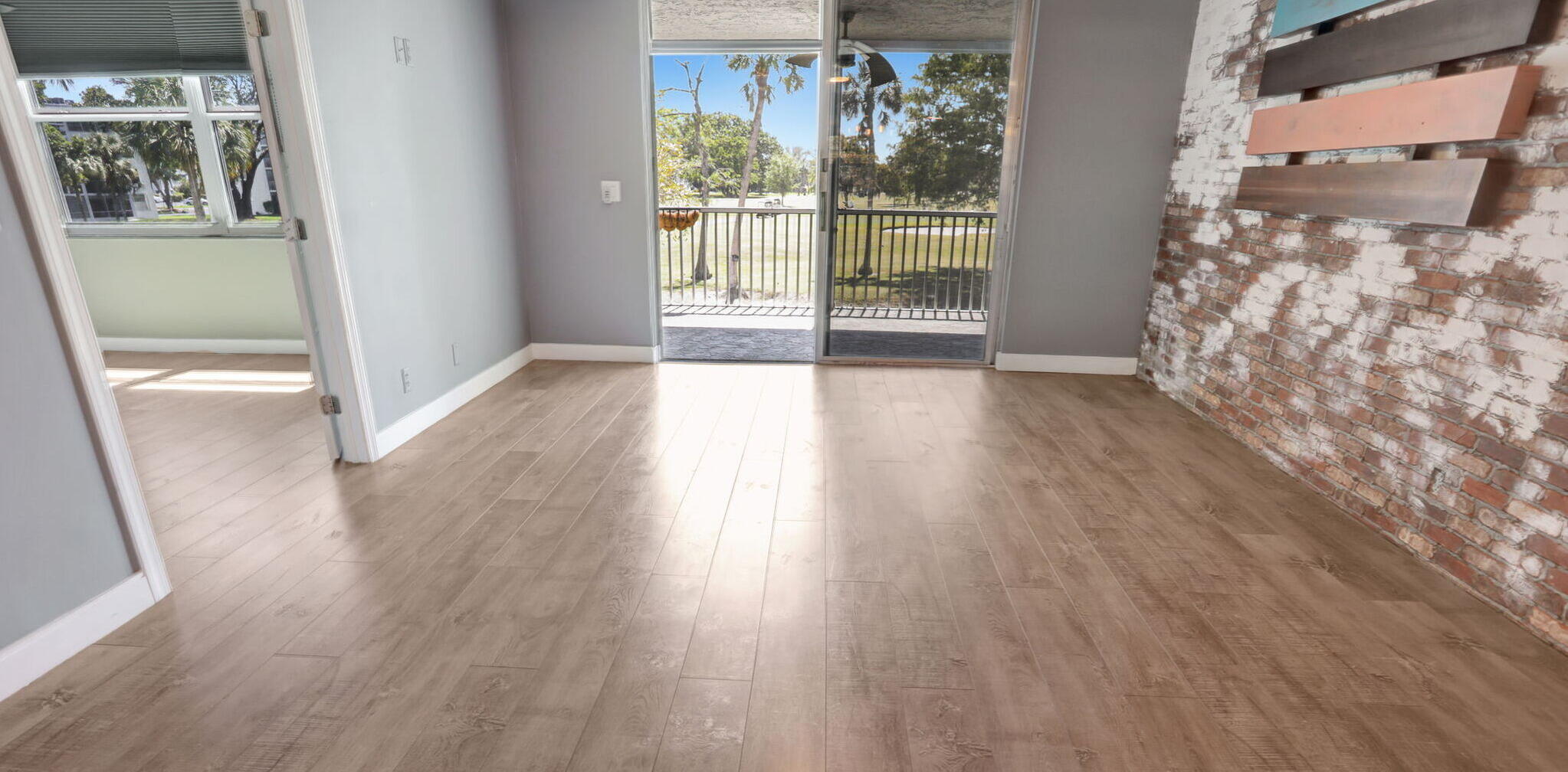 PALM SPRINGS 2 - Residential